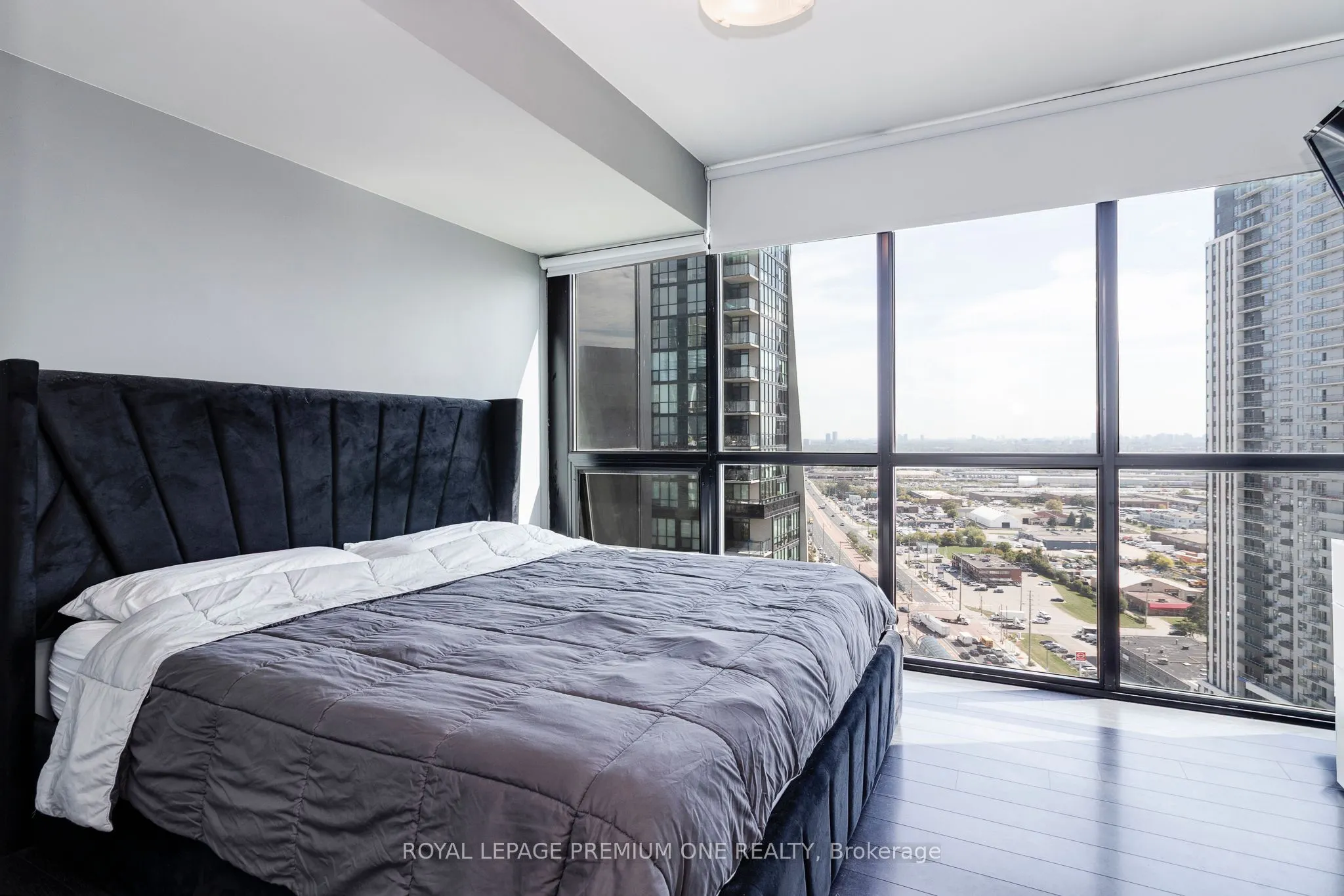 2910 Highway 7 Road, #2303