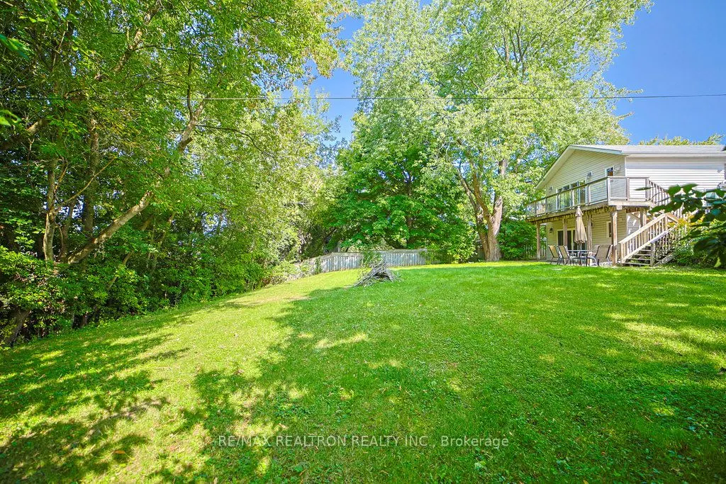 92 Hamilton Drive