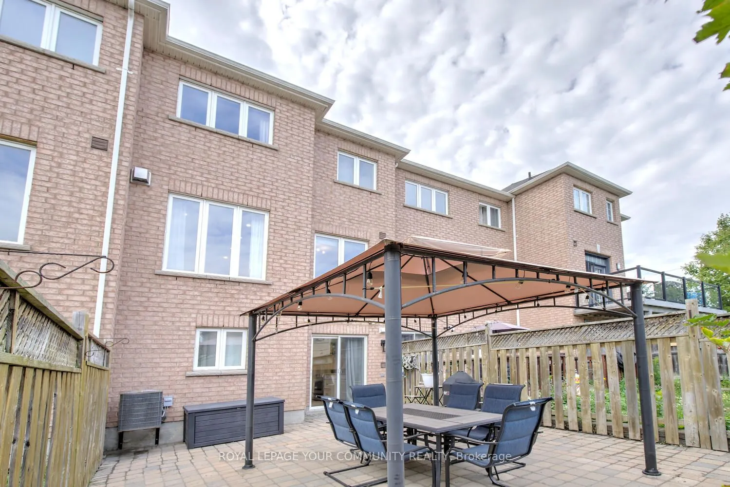 45 Catalpa Crescent