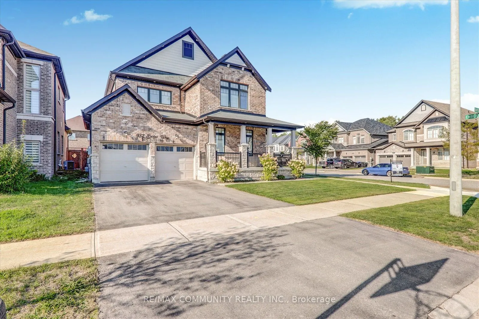 932 Barton Way