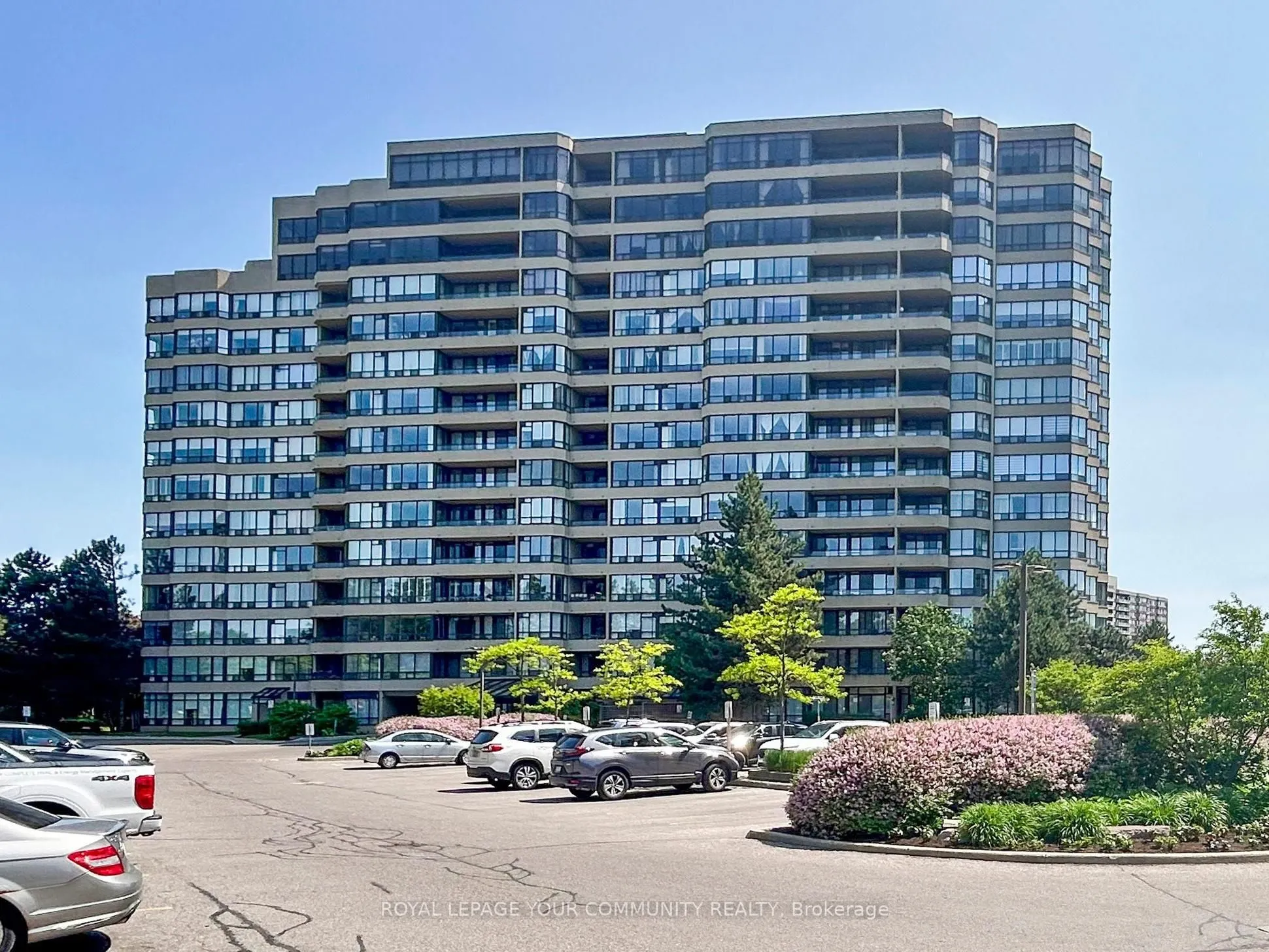 32 Clarissa Drive, #324