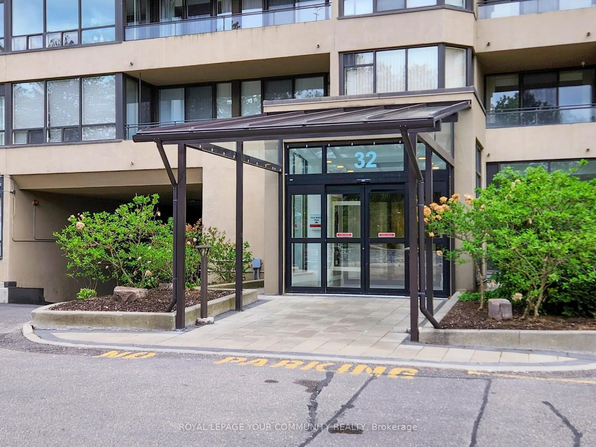 32 Clarissa Drive, #324