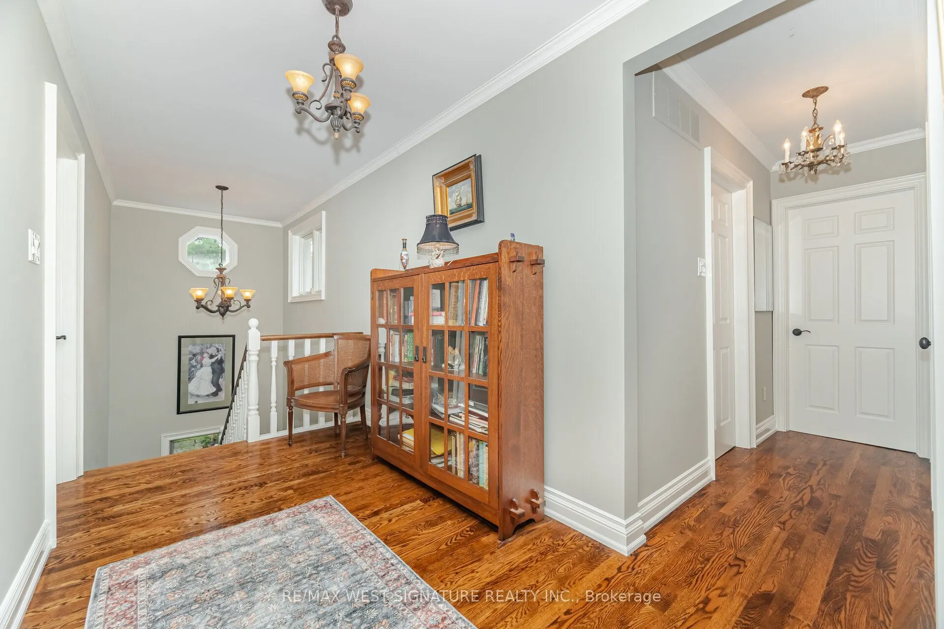 351 Dearbourne Avenue
