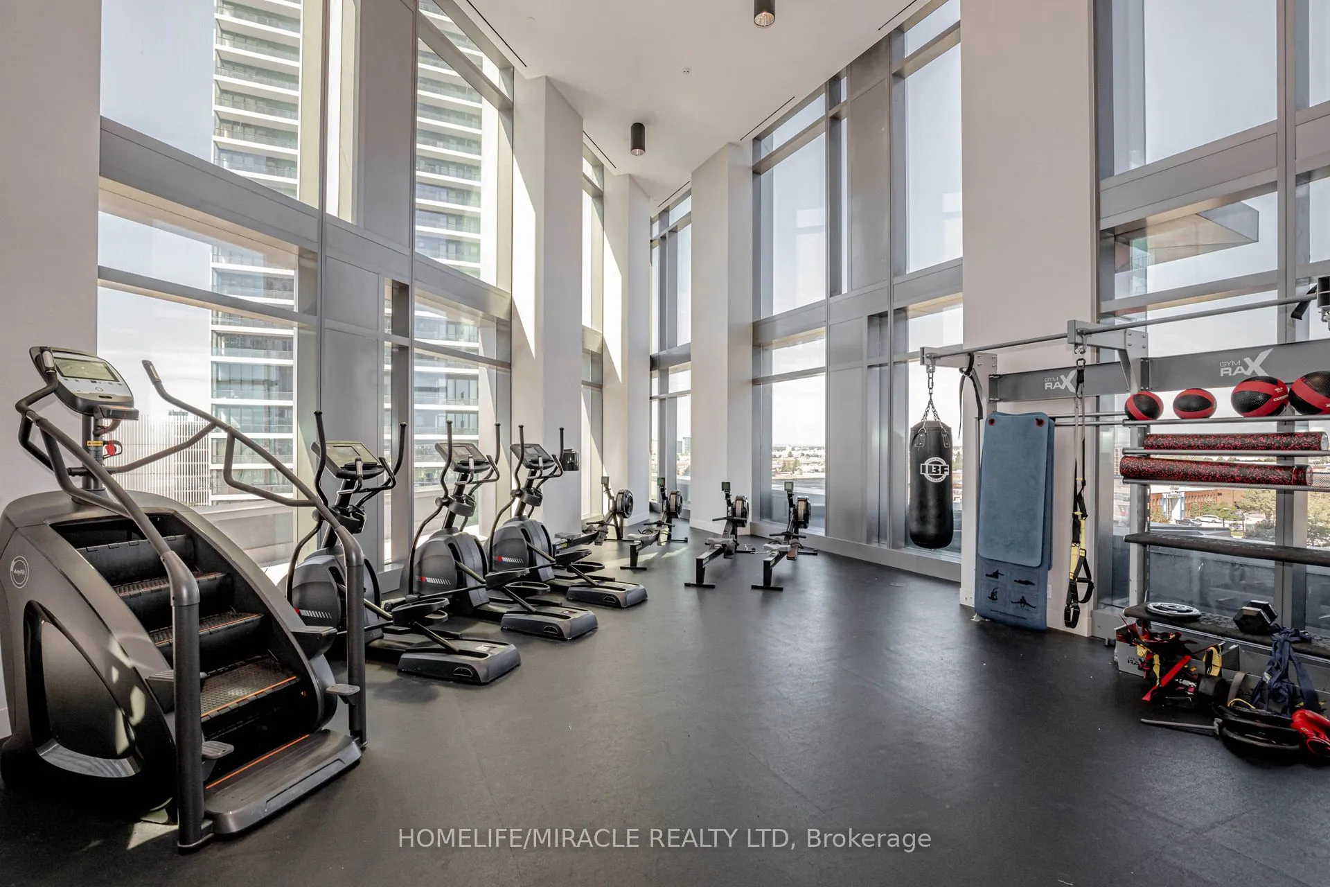 7890 Jane Street, #501