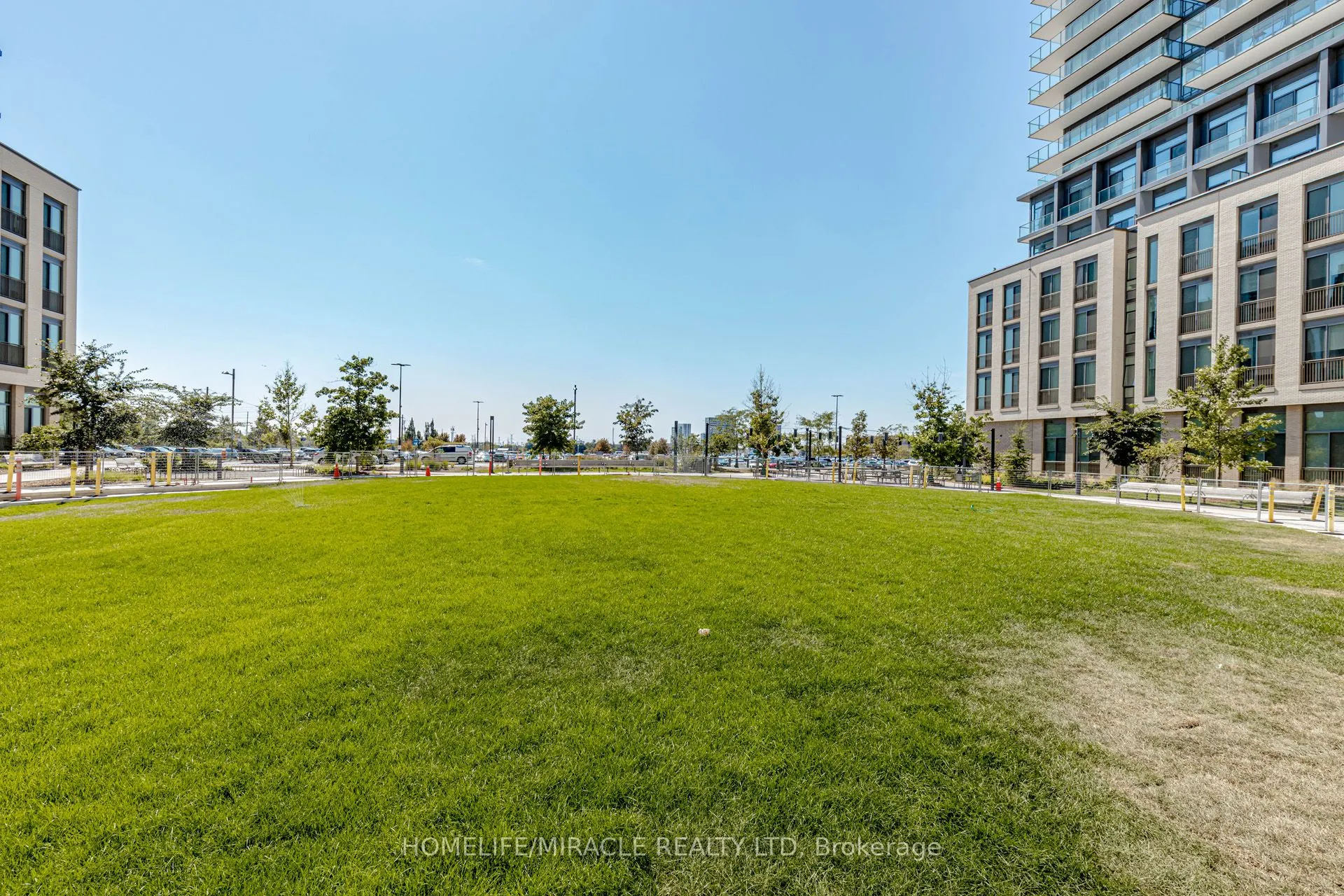 7890 Jane Street, #501