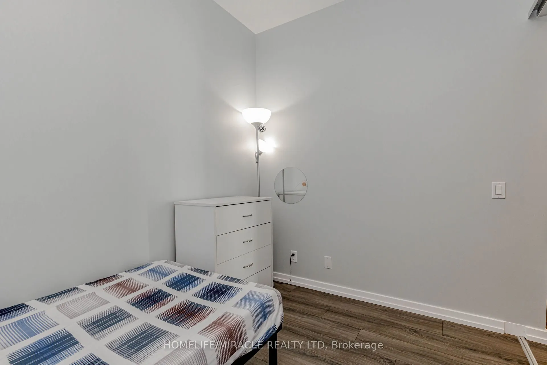 7890 Jane Street, #501