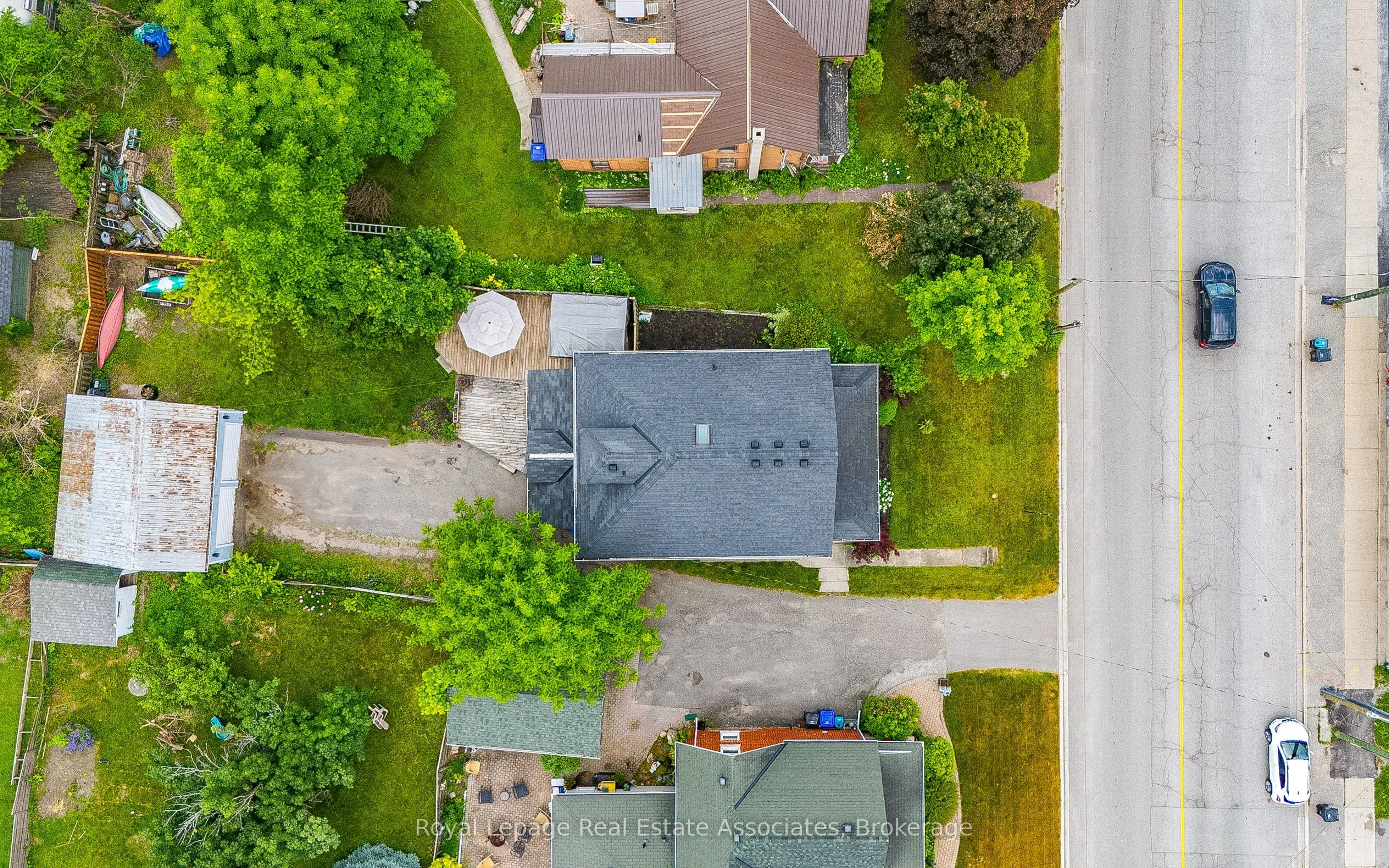 1379 Killarney Beach Street