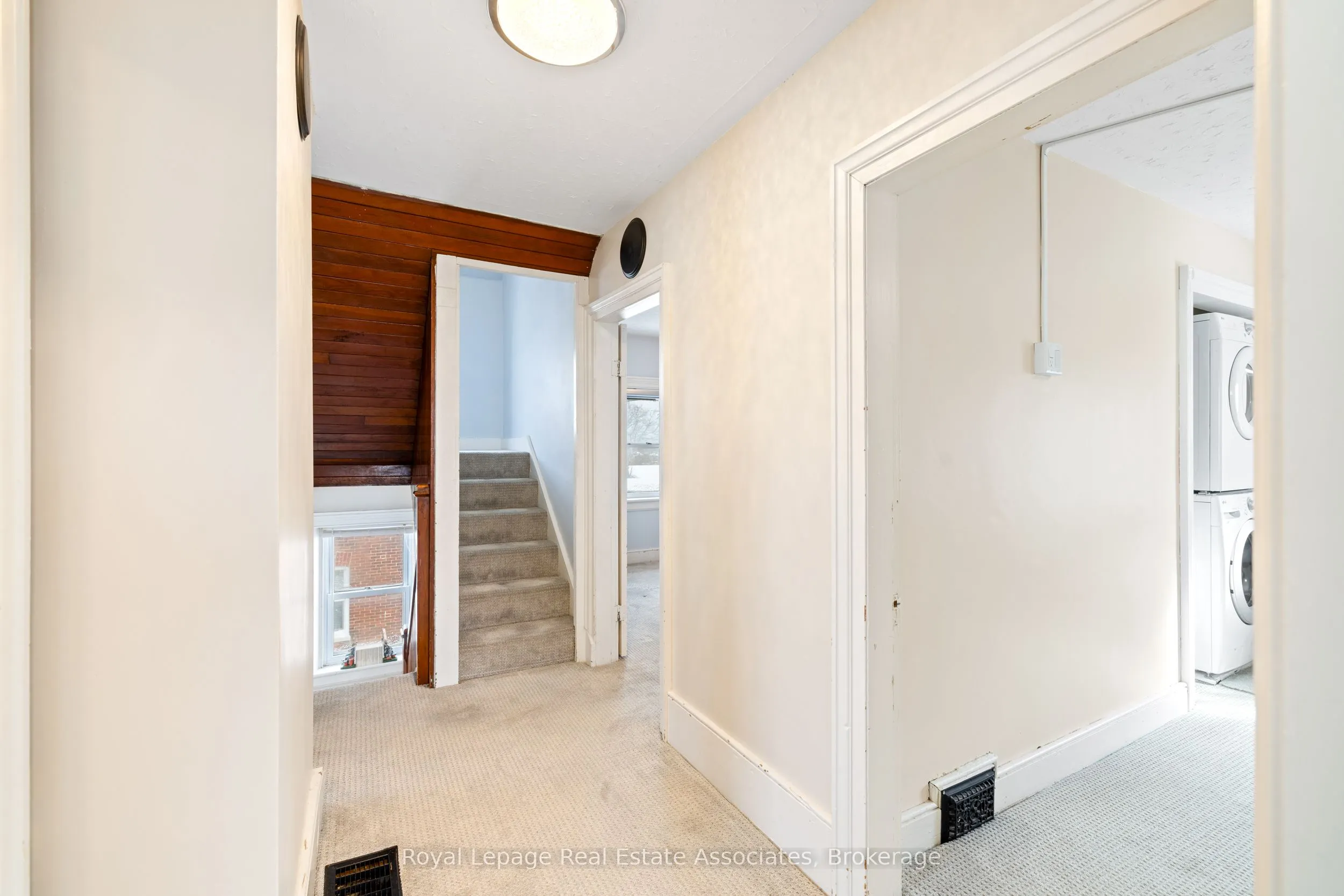 1379 Killarney Beach Street