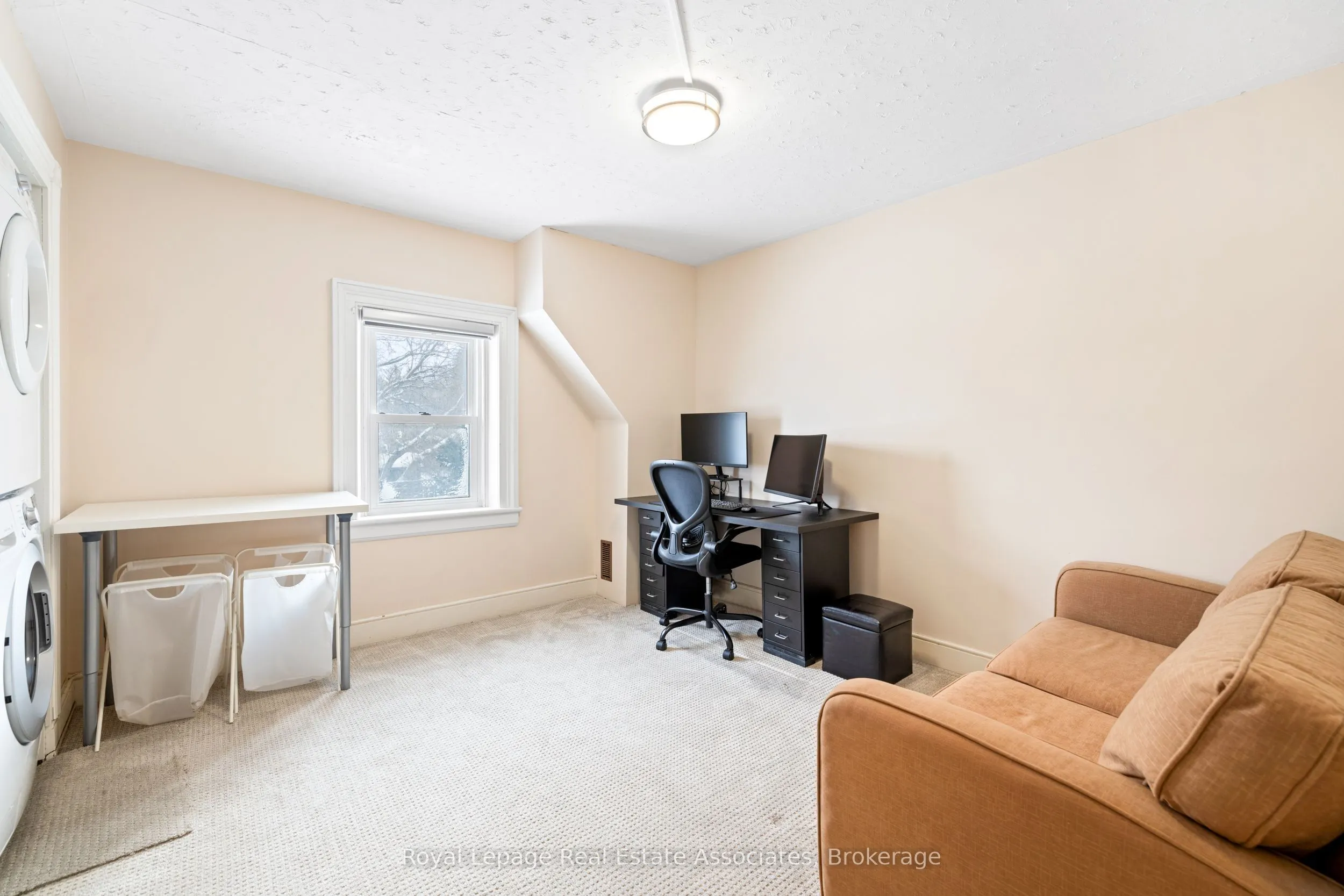 1379 Killarney Beach Street