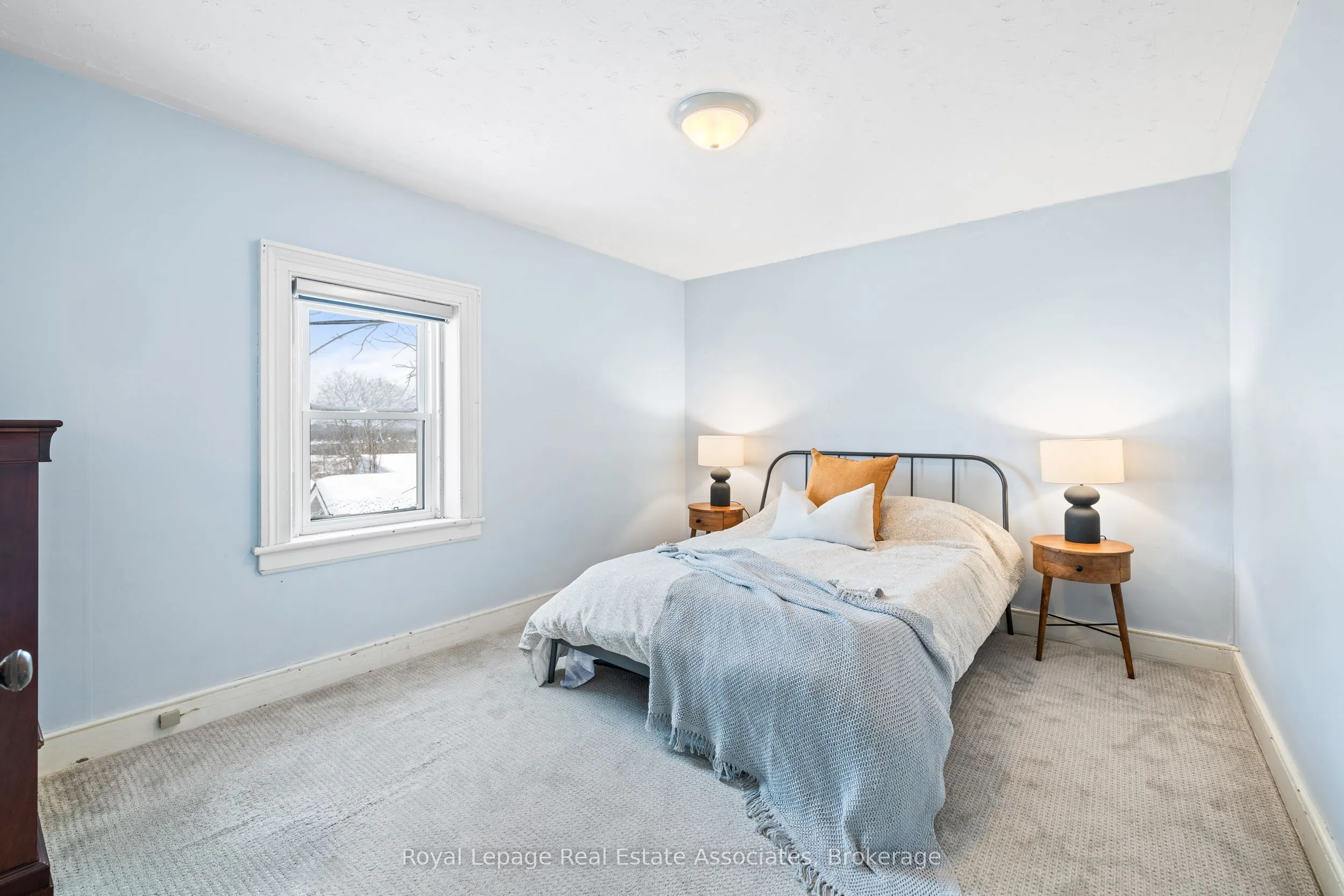 1379 Killarney Beach Street