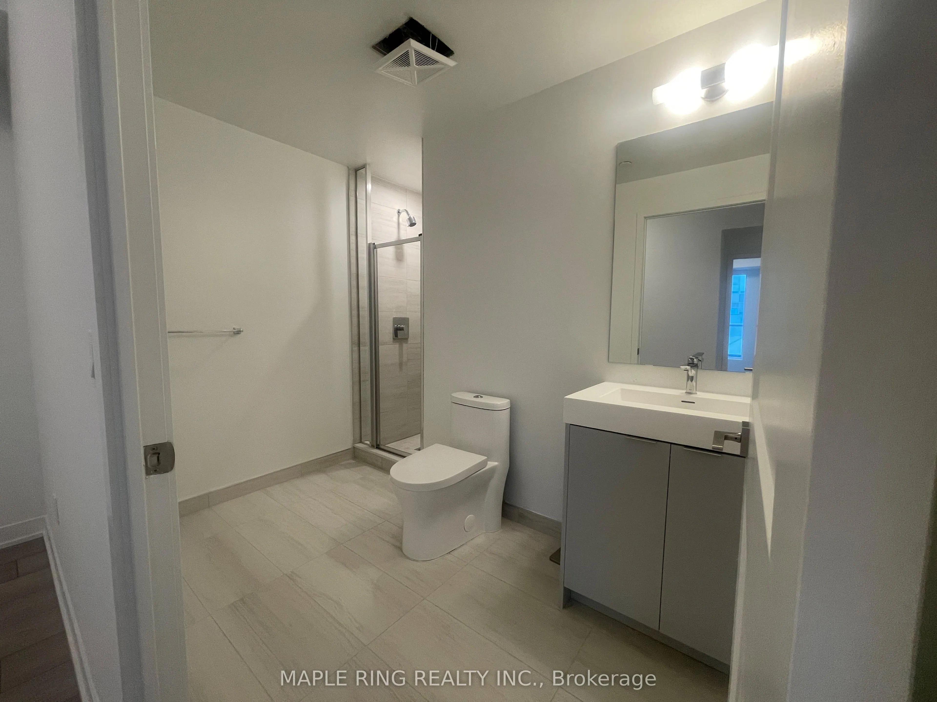 10 Abeja Street, #325
