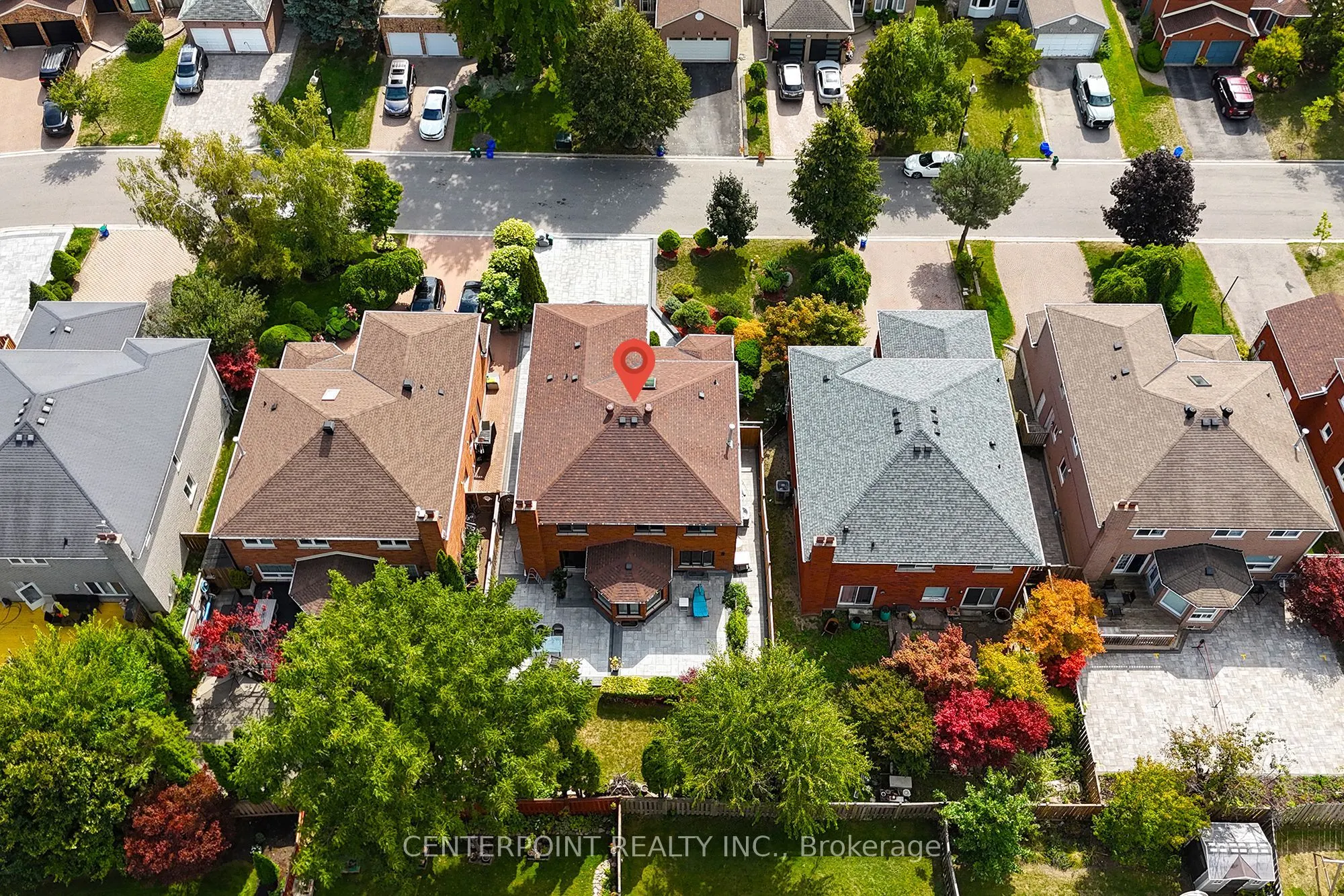 8 Woodlawn Road