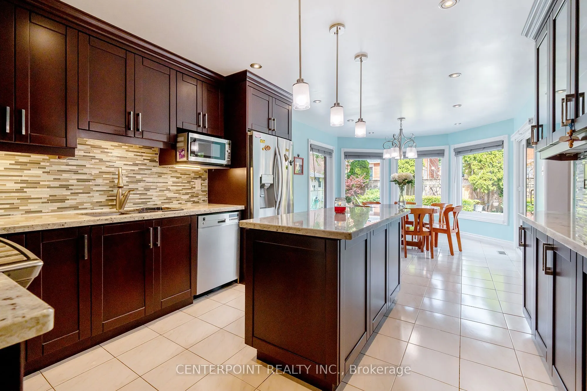 8 Woodlawn Road