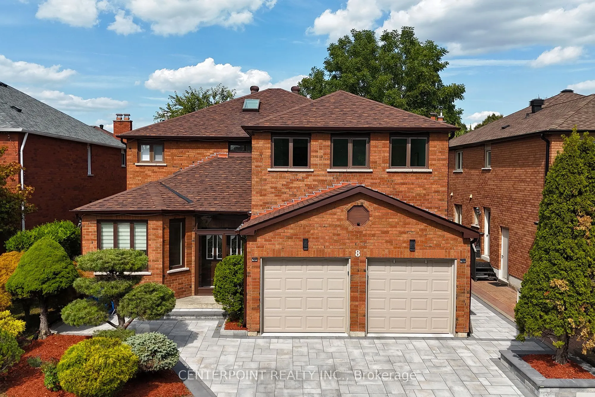 8 Woodlawn Road