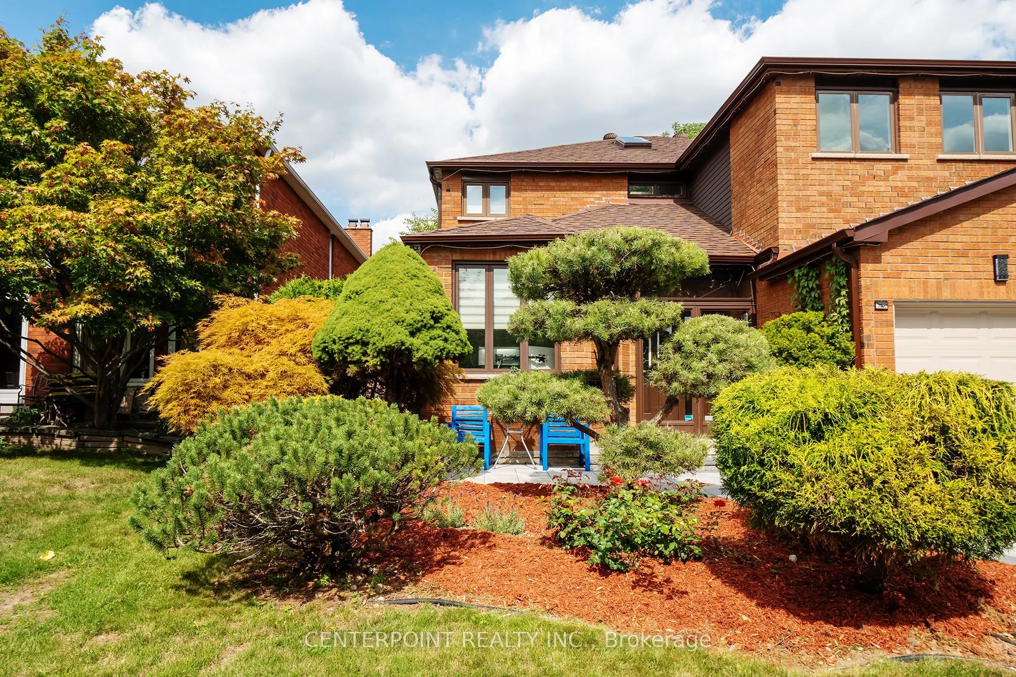 8 Woodlawn Road