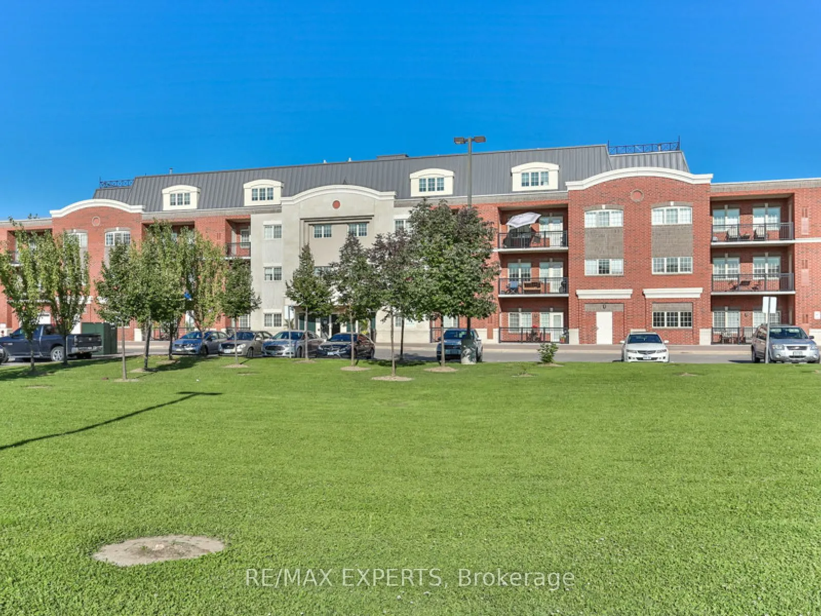 9451 Jane Street, #310