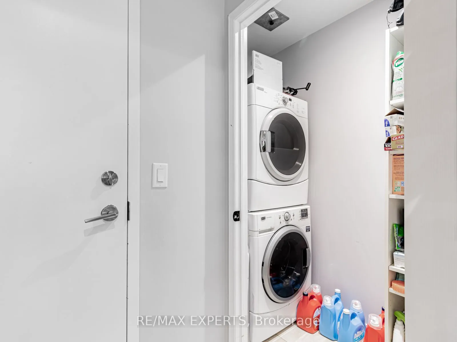 9451 Jane Street, #310