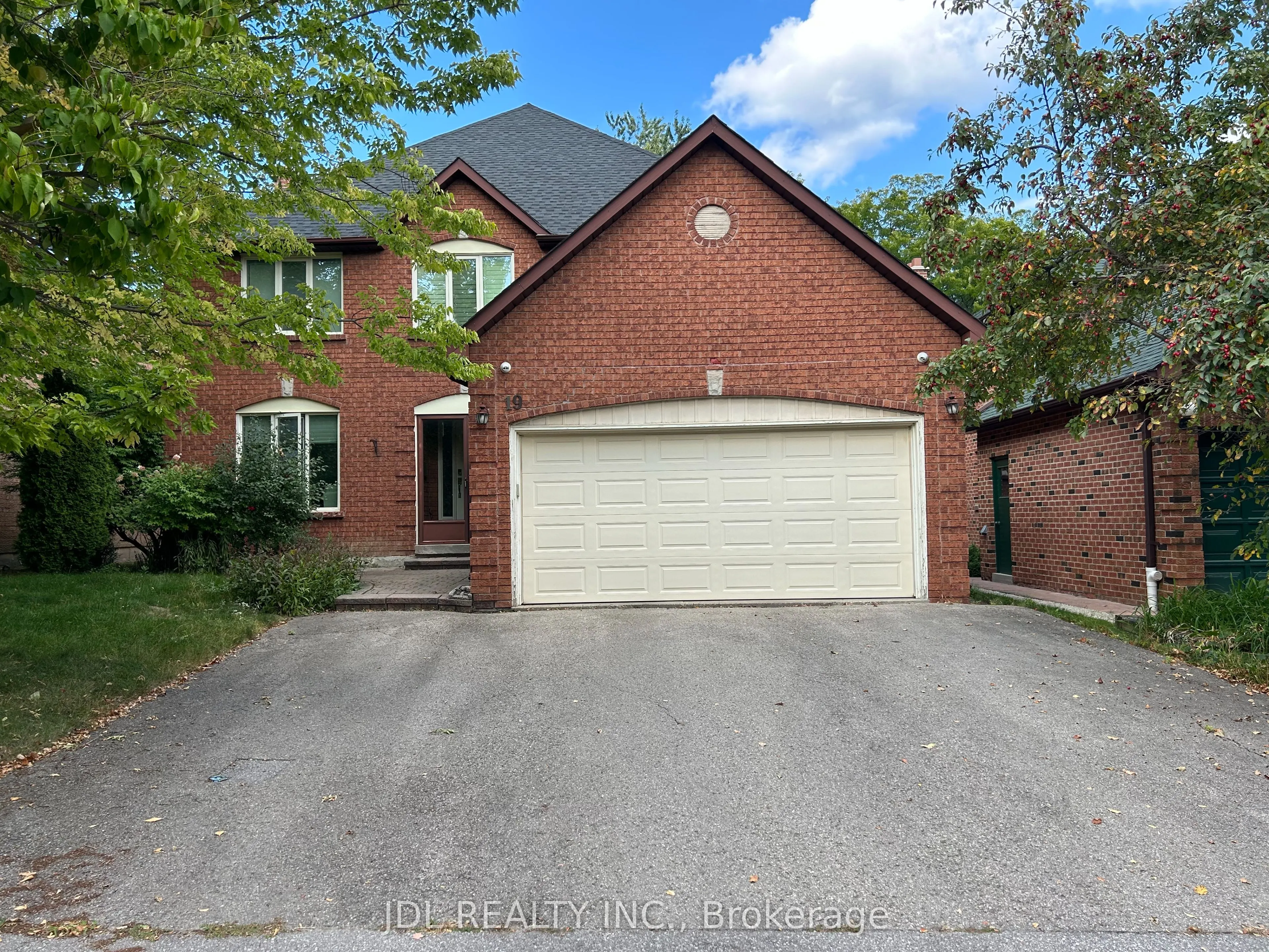 19 Prince Edward Blvd Boulevard, #Suite A