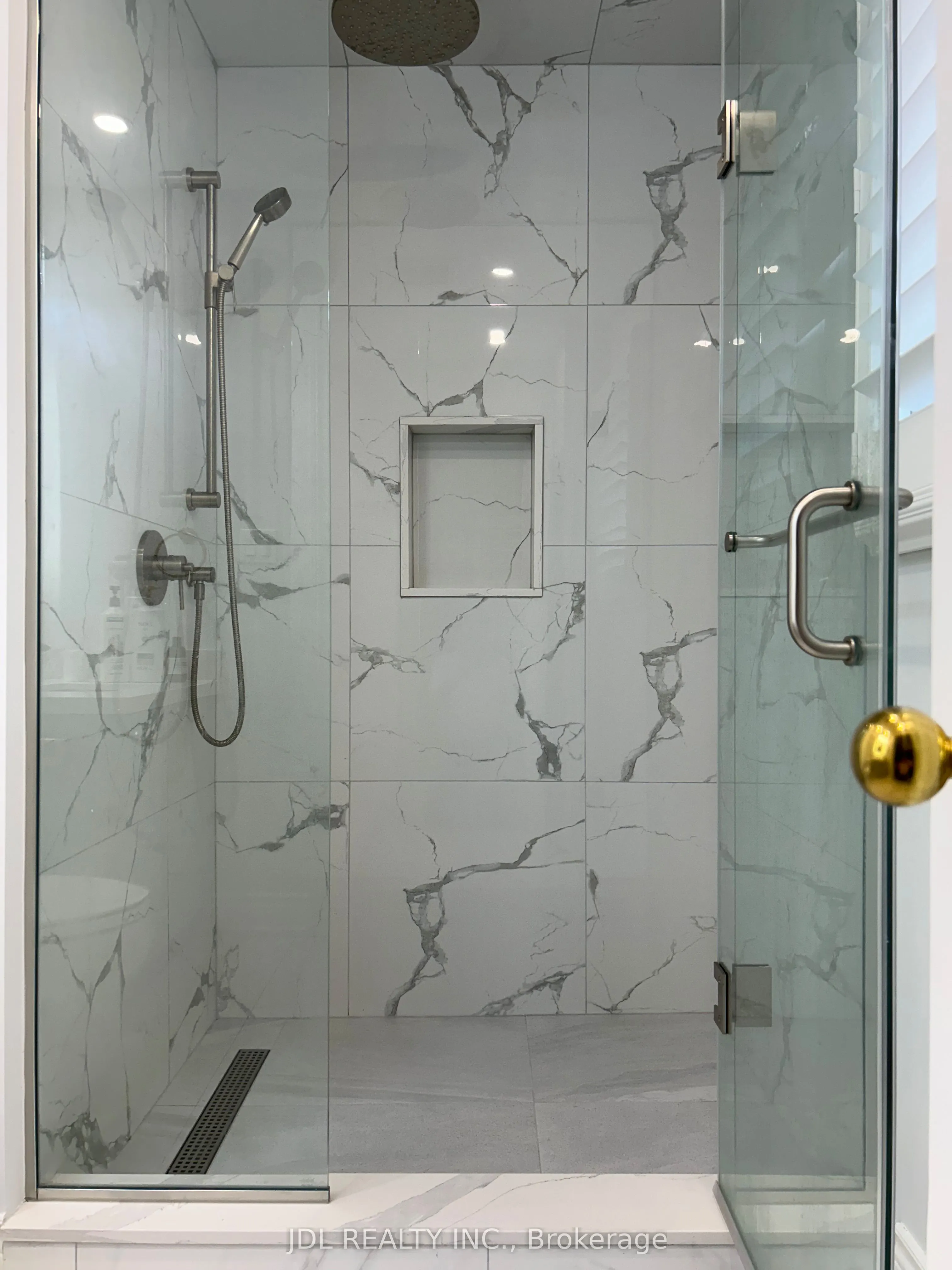 19 Prince Edward Blvd Boulevard, #Suite A