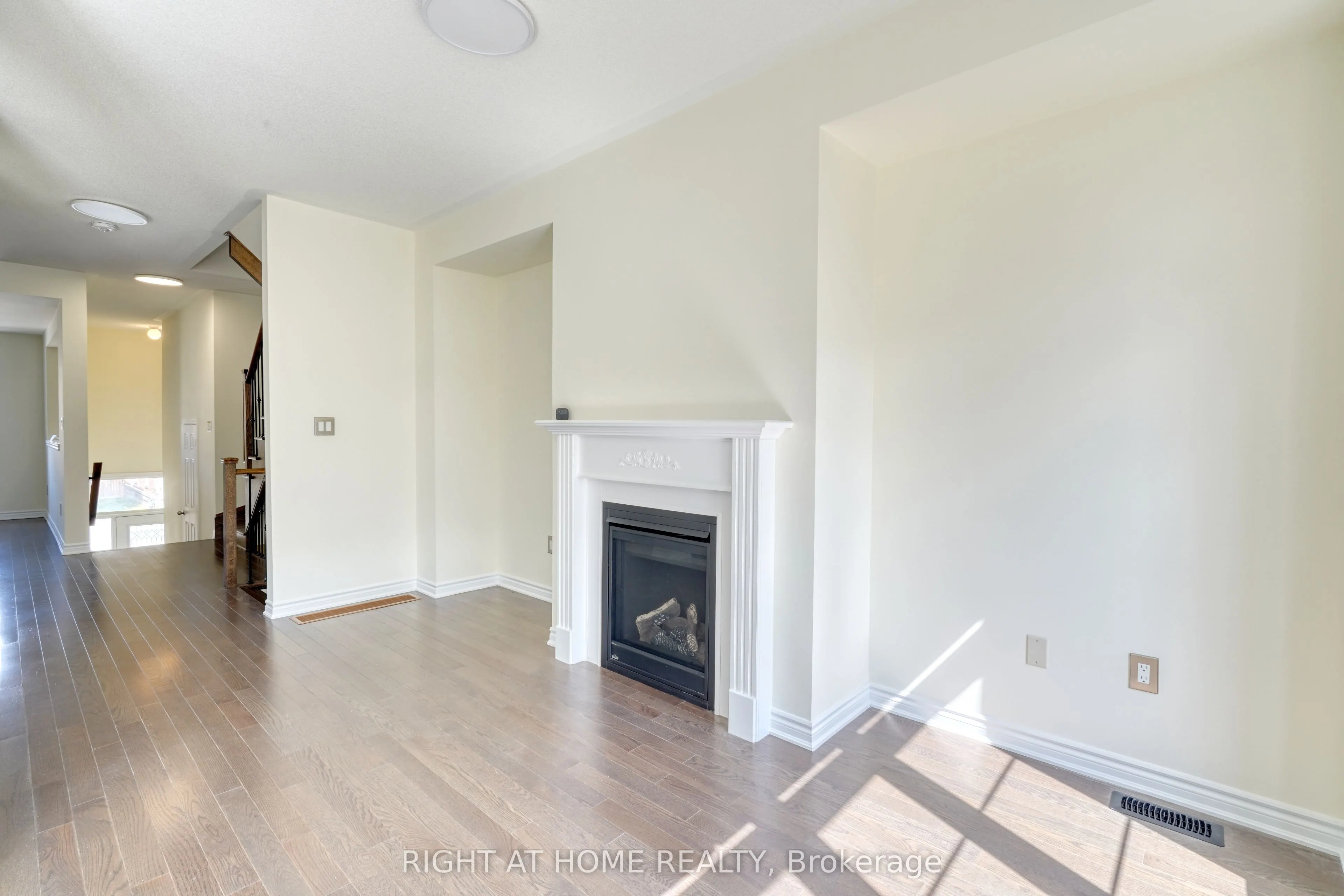 53 Sandwell Street