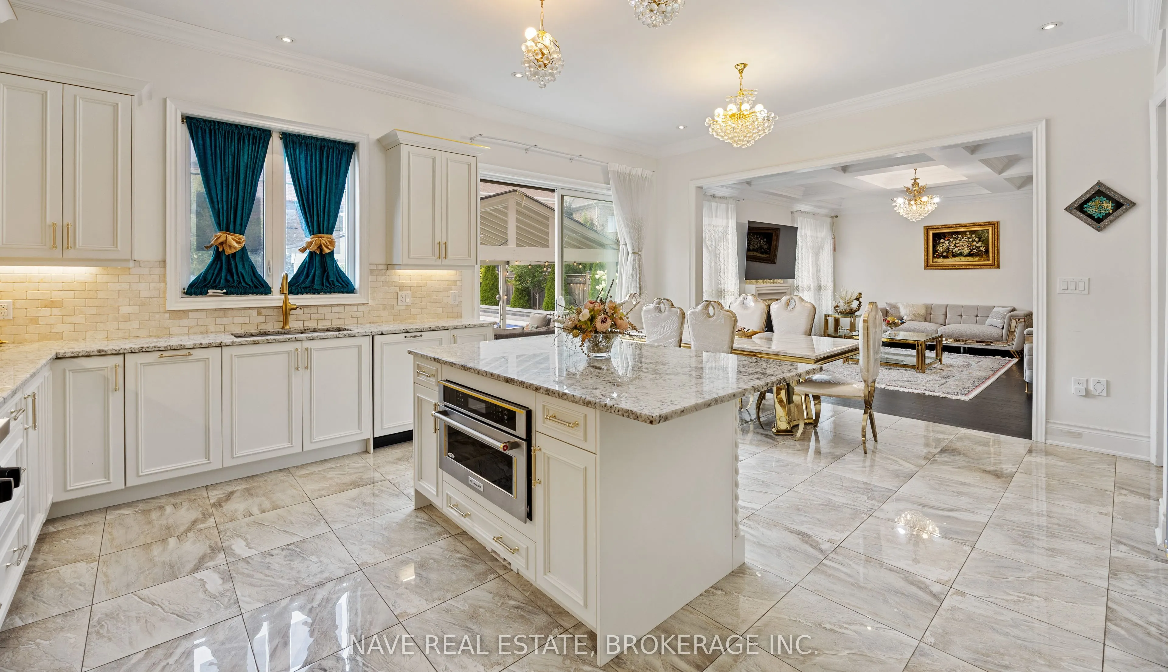8 Noe DiBiase Road