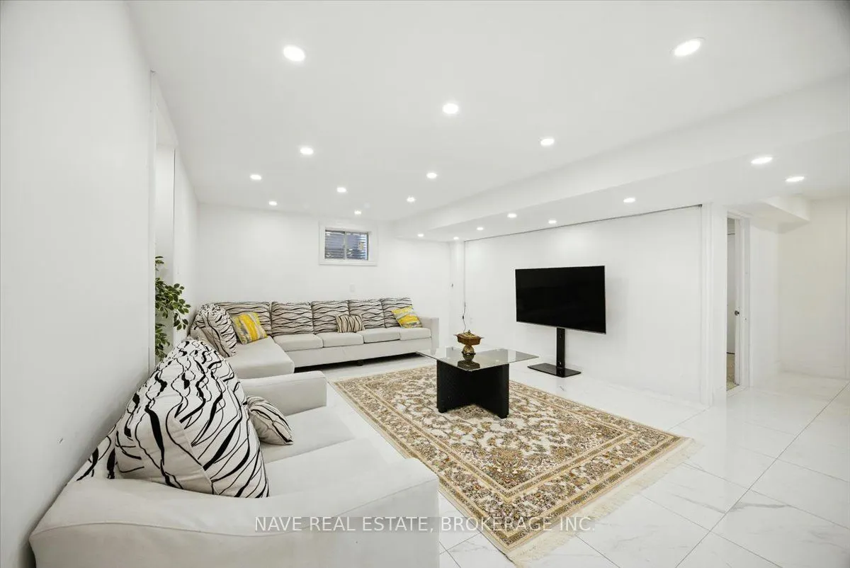 8 Noe DiBiase Road