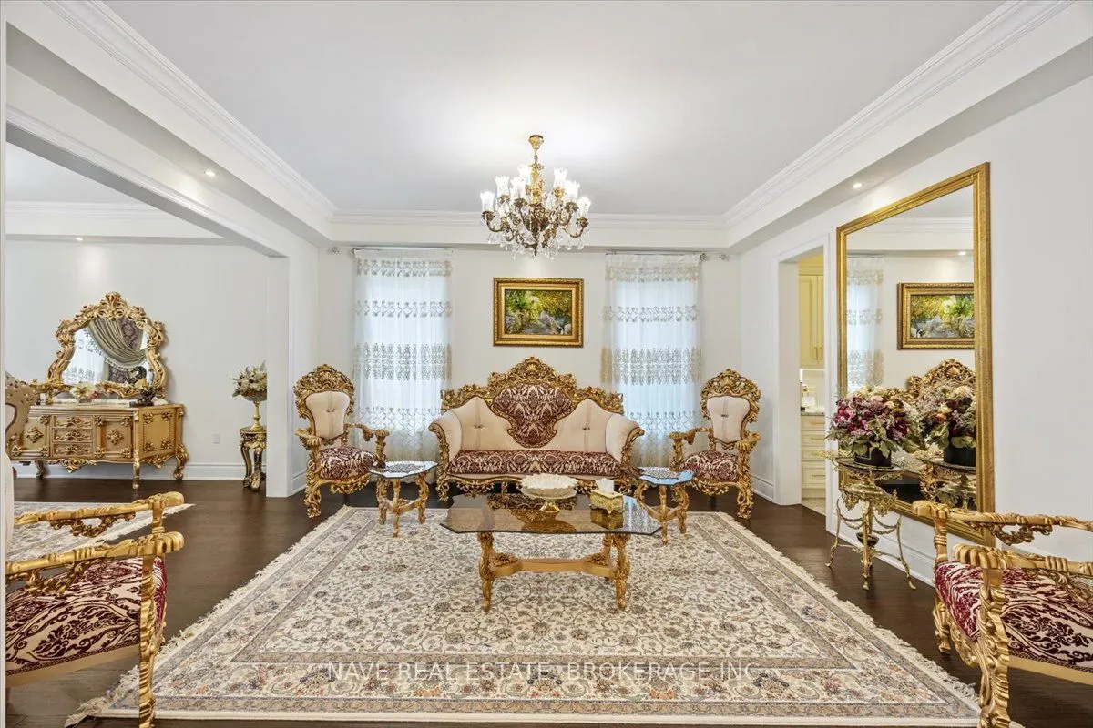 8 Noe DiBiase Road