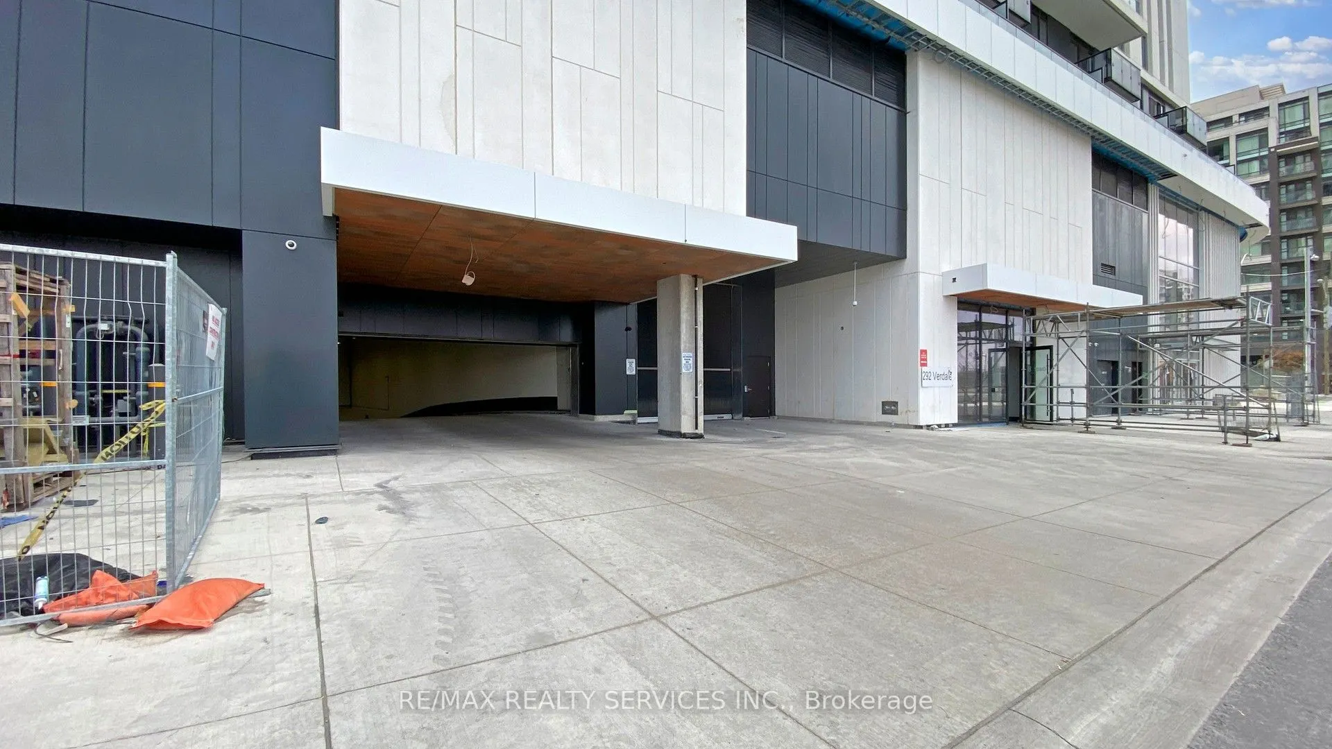 292 Verdale Crossing, #1801B
