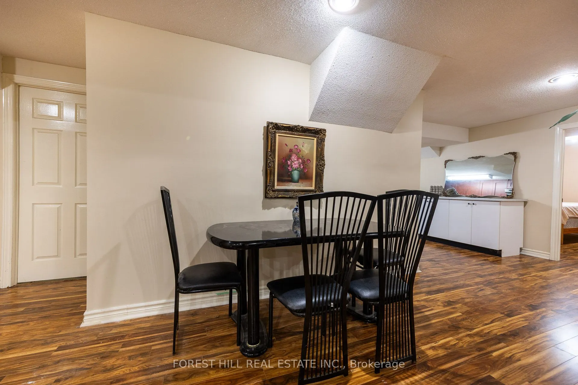 32 Hamills Crescent, #BSMT