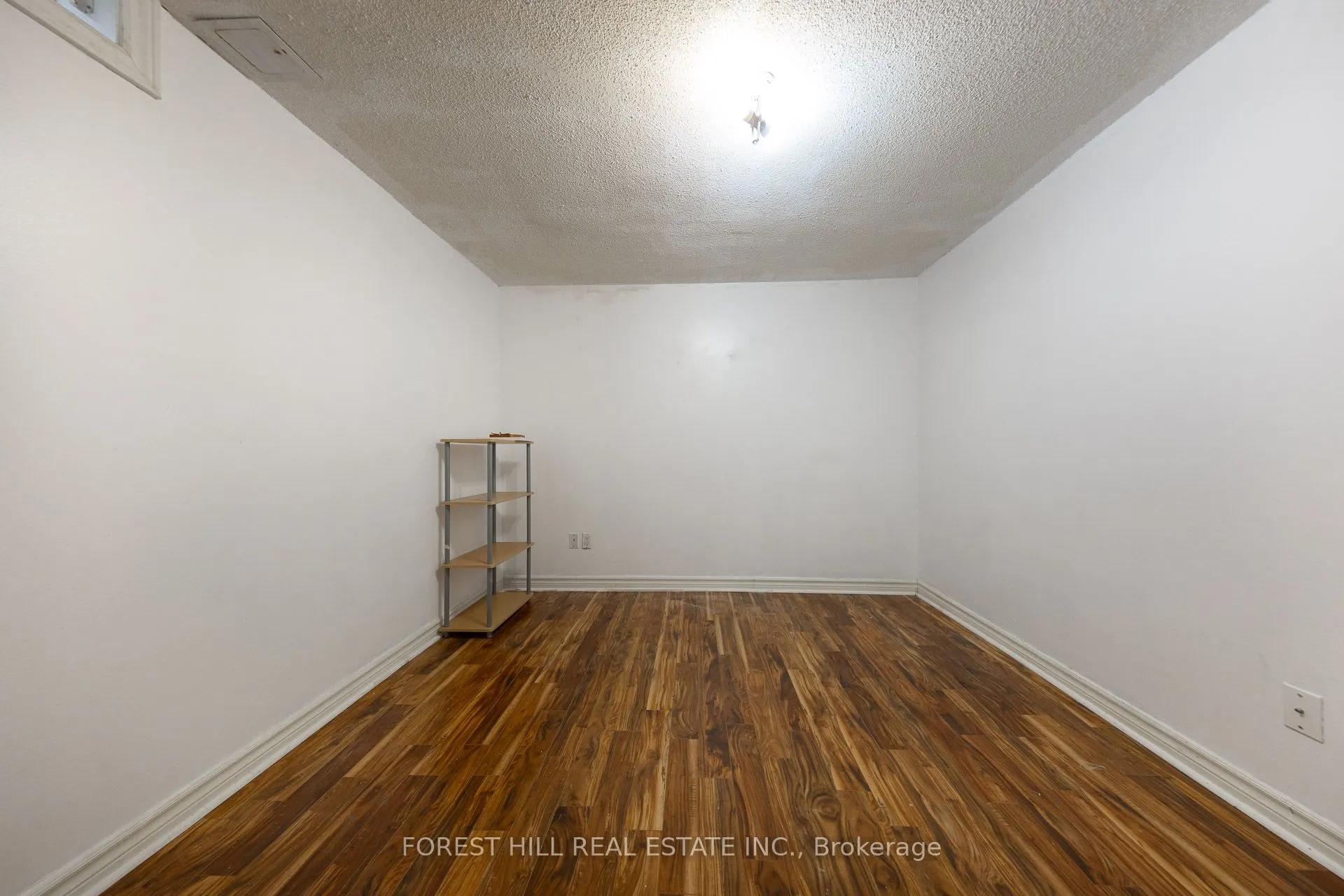 32 Hamills Crescent, #BSMT