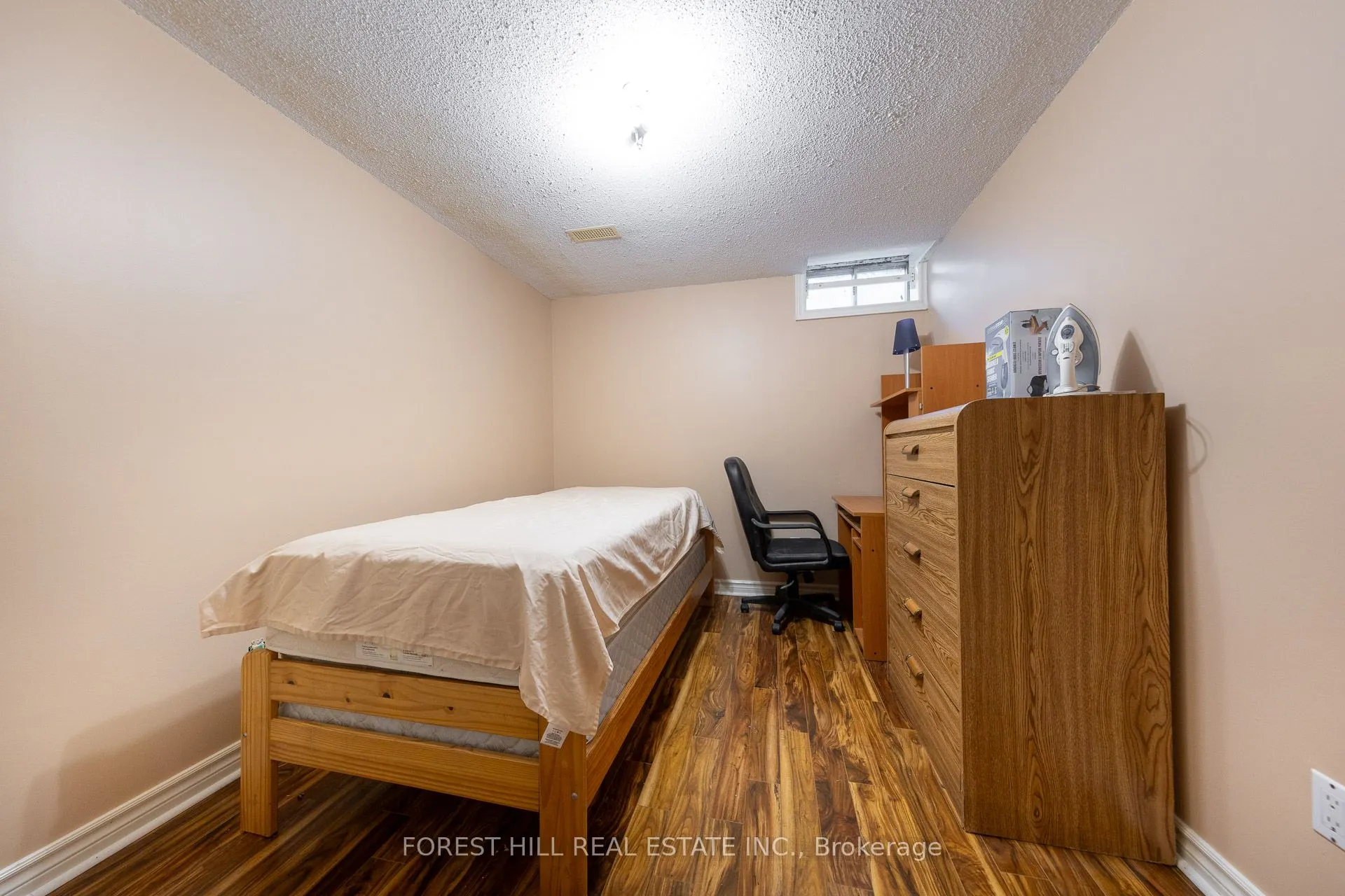 32 Hamills Crescent, #BSMT