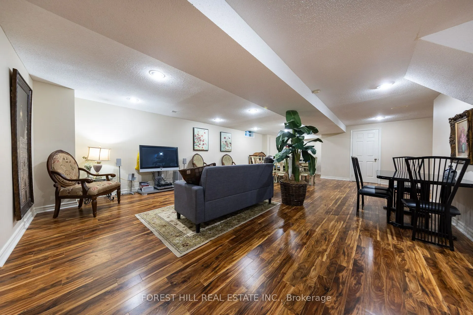32 Hamills Crescent, #BSMT