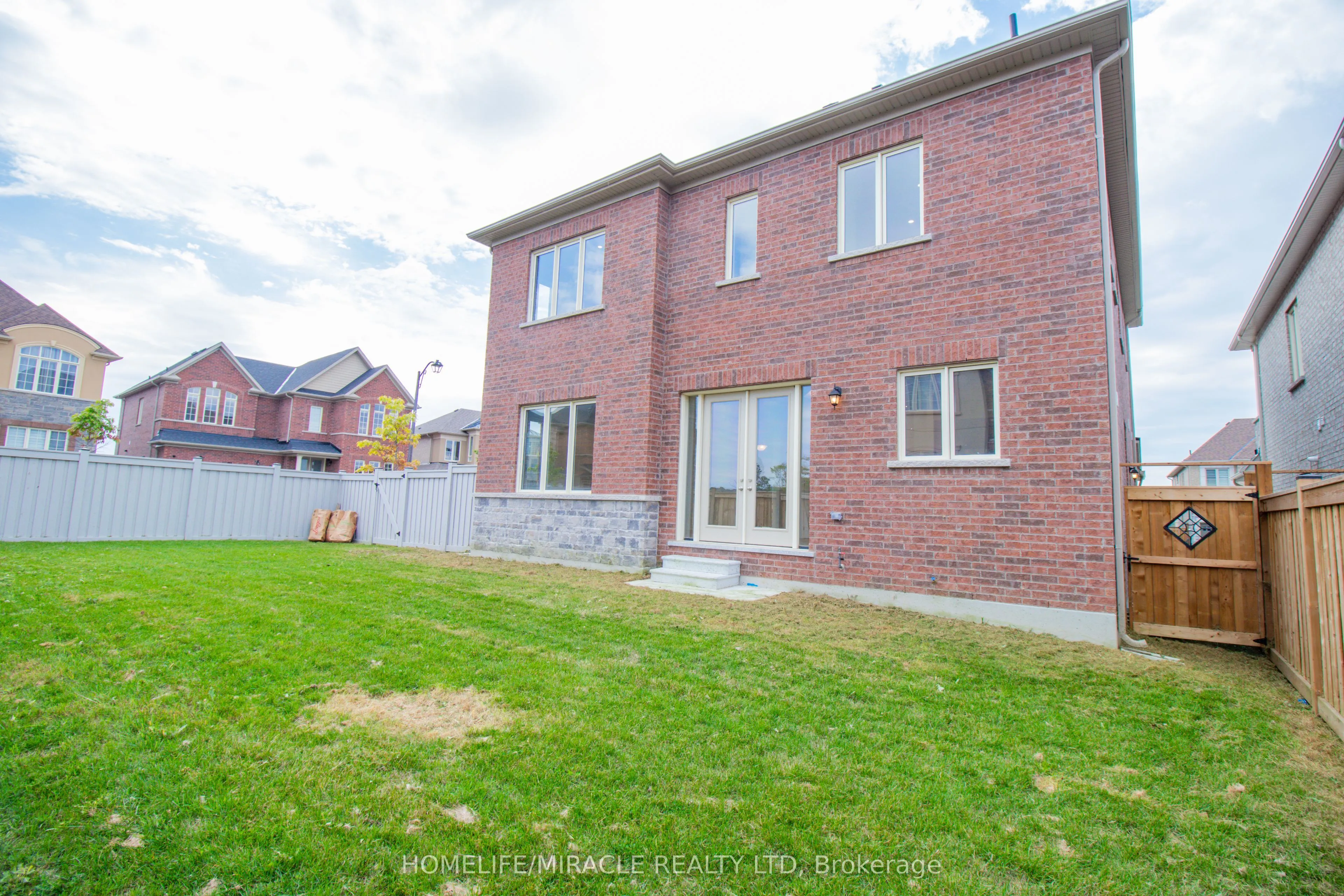 126 Petal Avenue