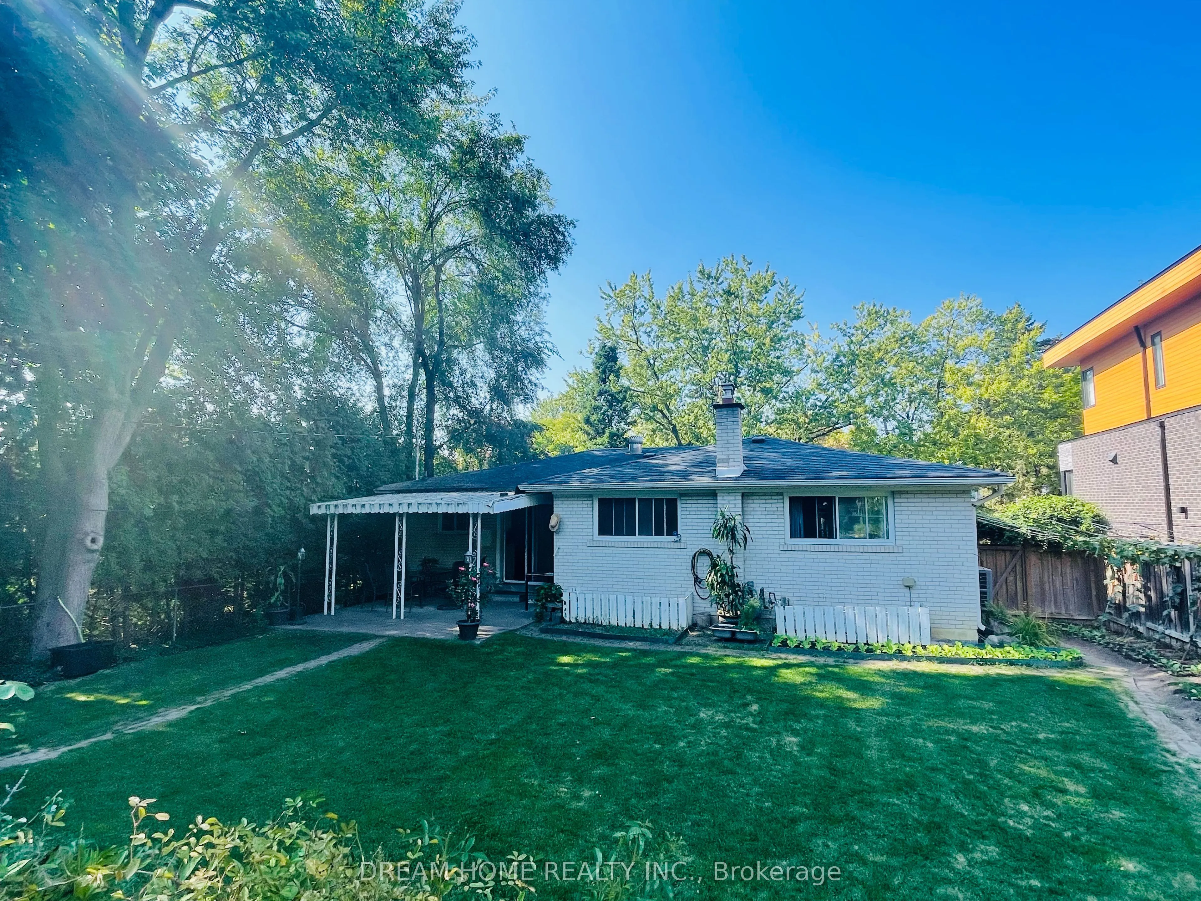 93 Babcombe Drive