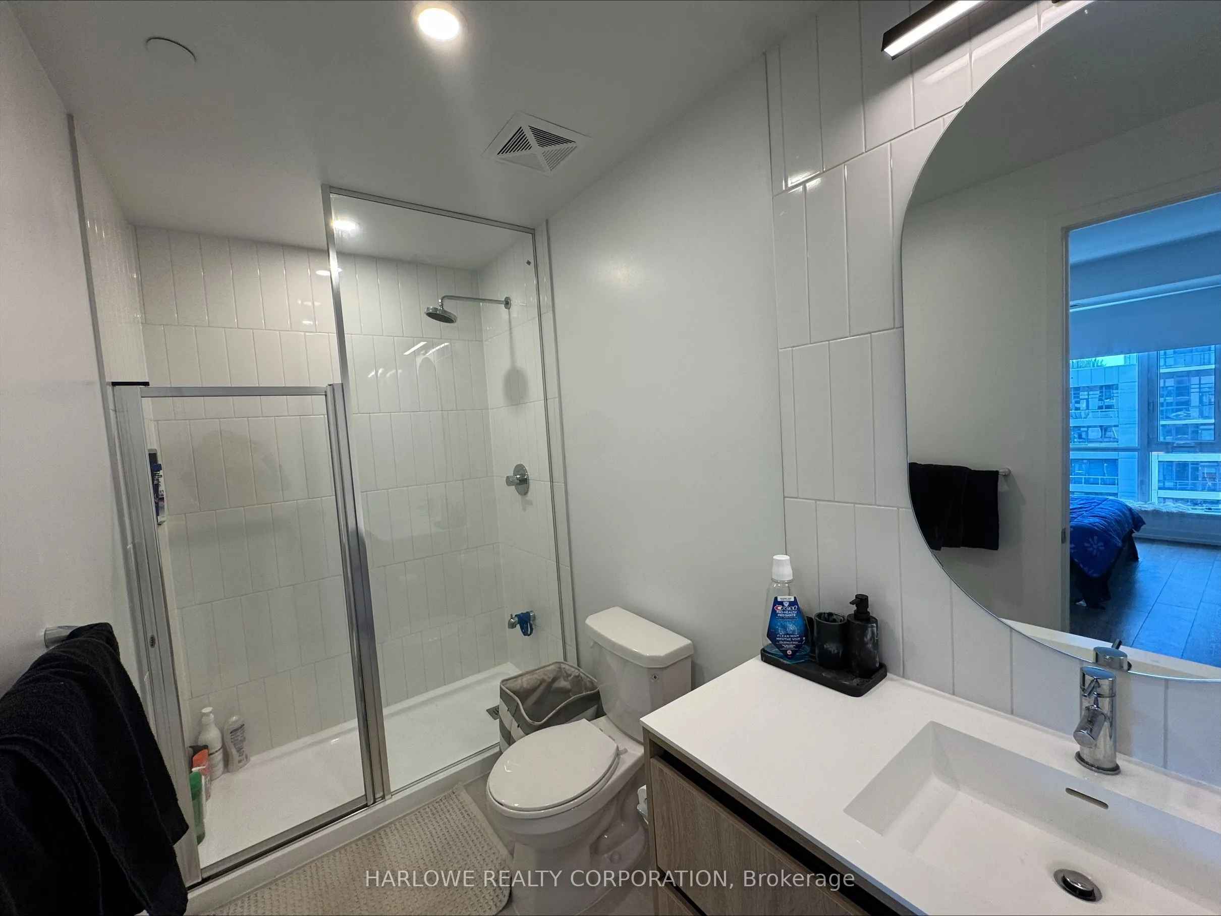 8 Beverley Glen Boulevard, #D629