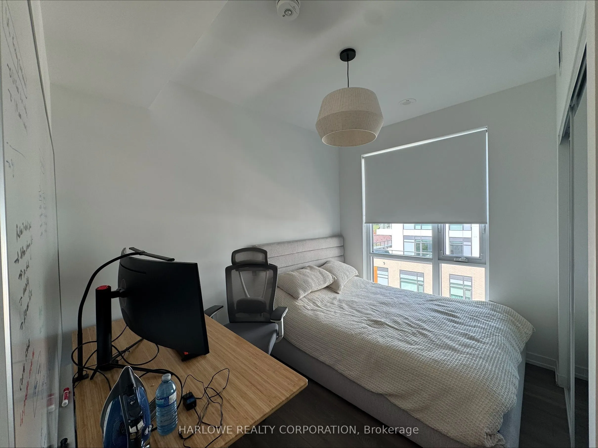 8 Beverley Glen Boulevard, #D629