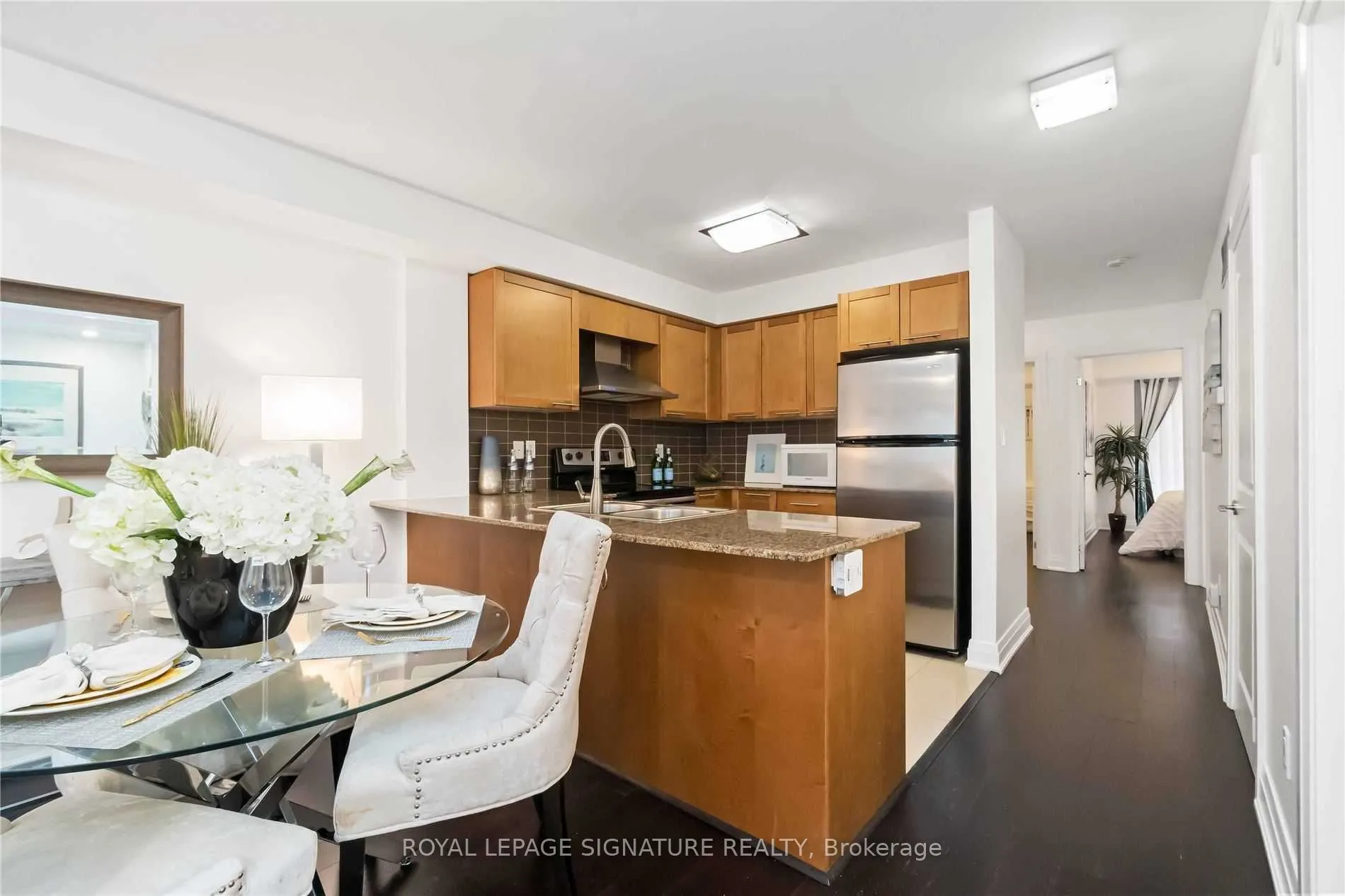 320 John Street, #107