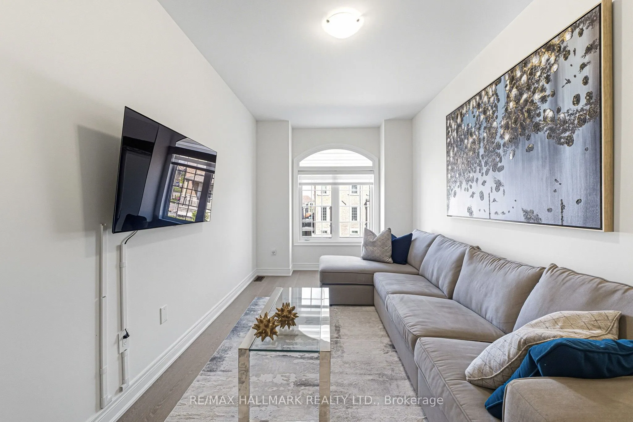 92 Drizzel Crescent