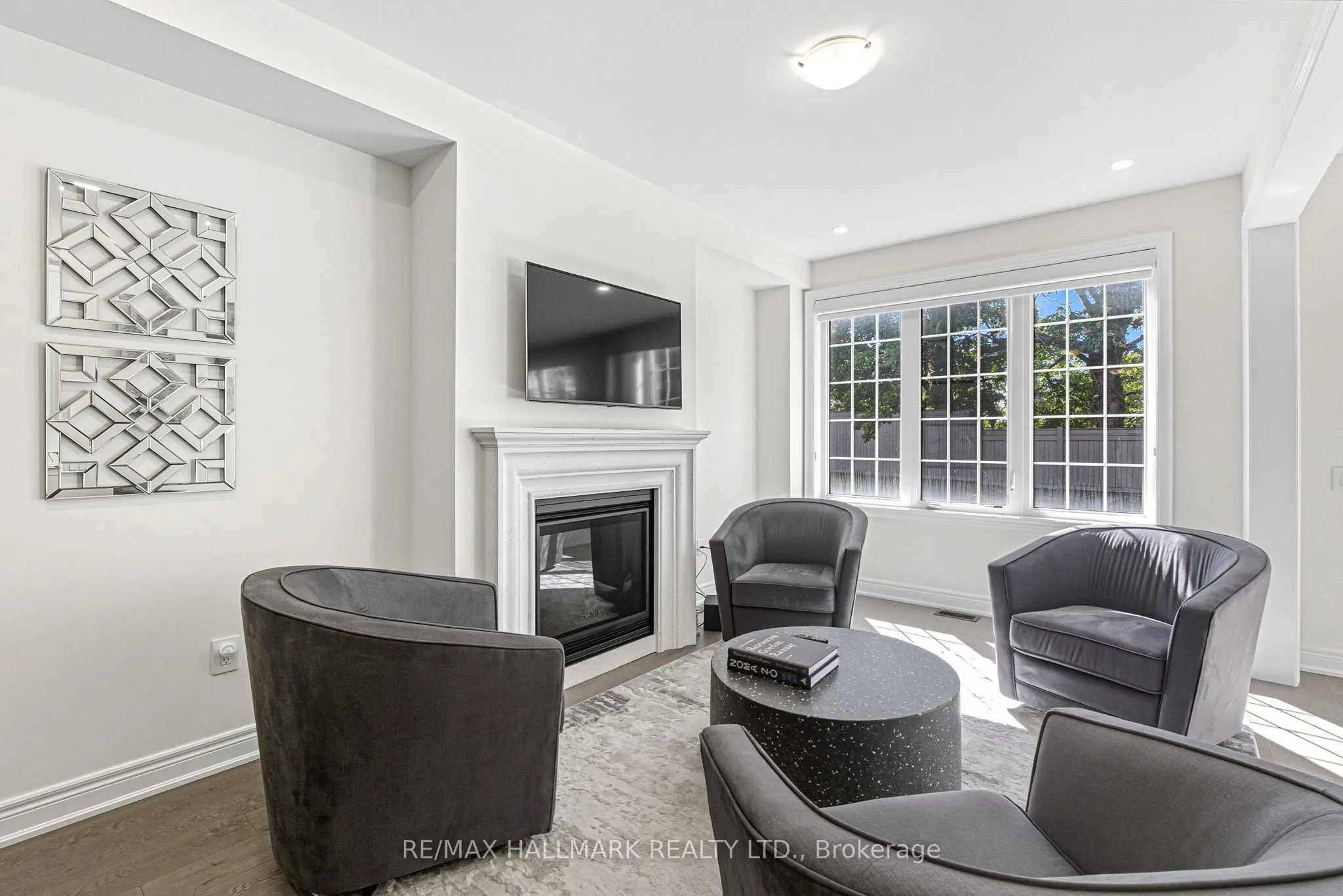92 Drizzel Crescent