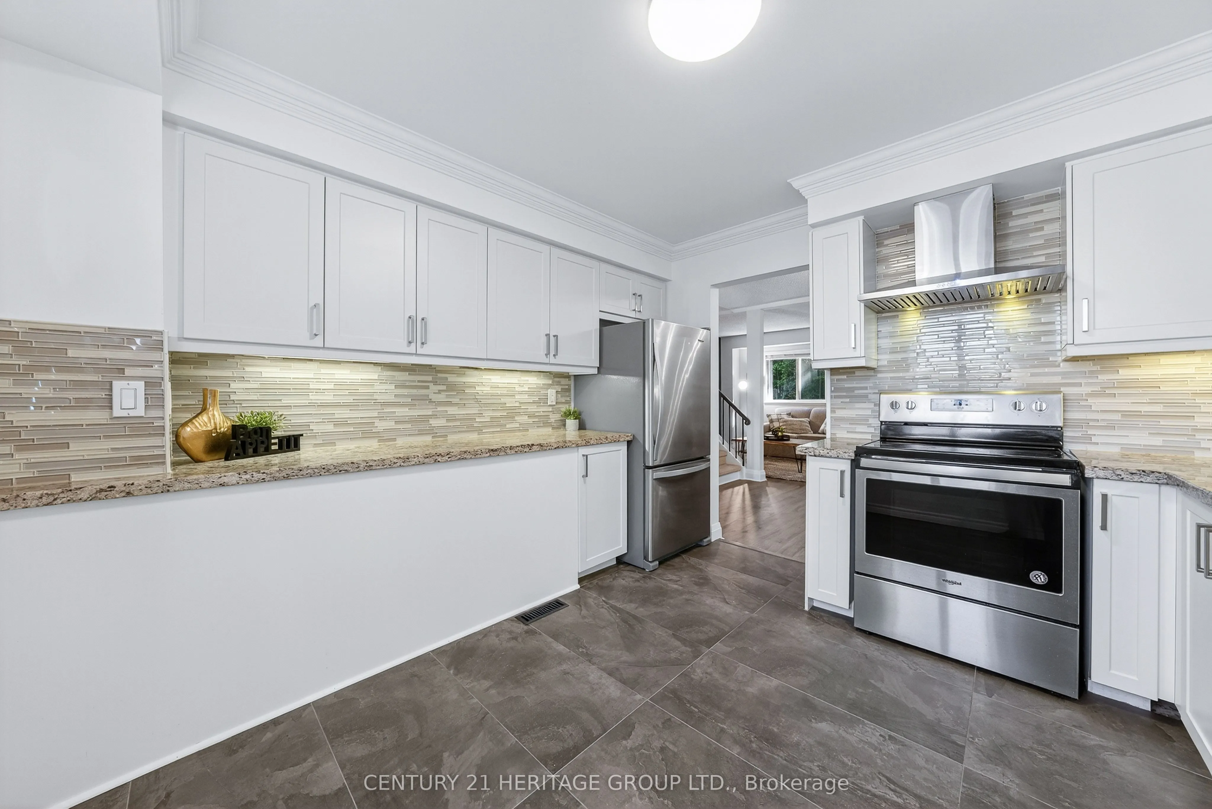 654 Gibney Crescent, #30