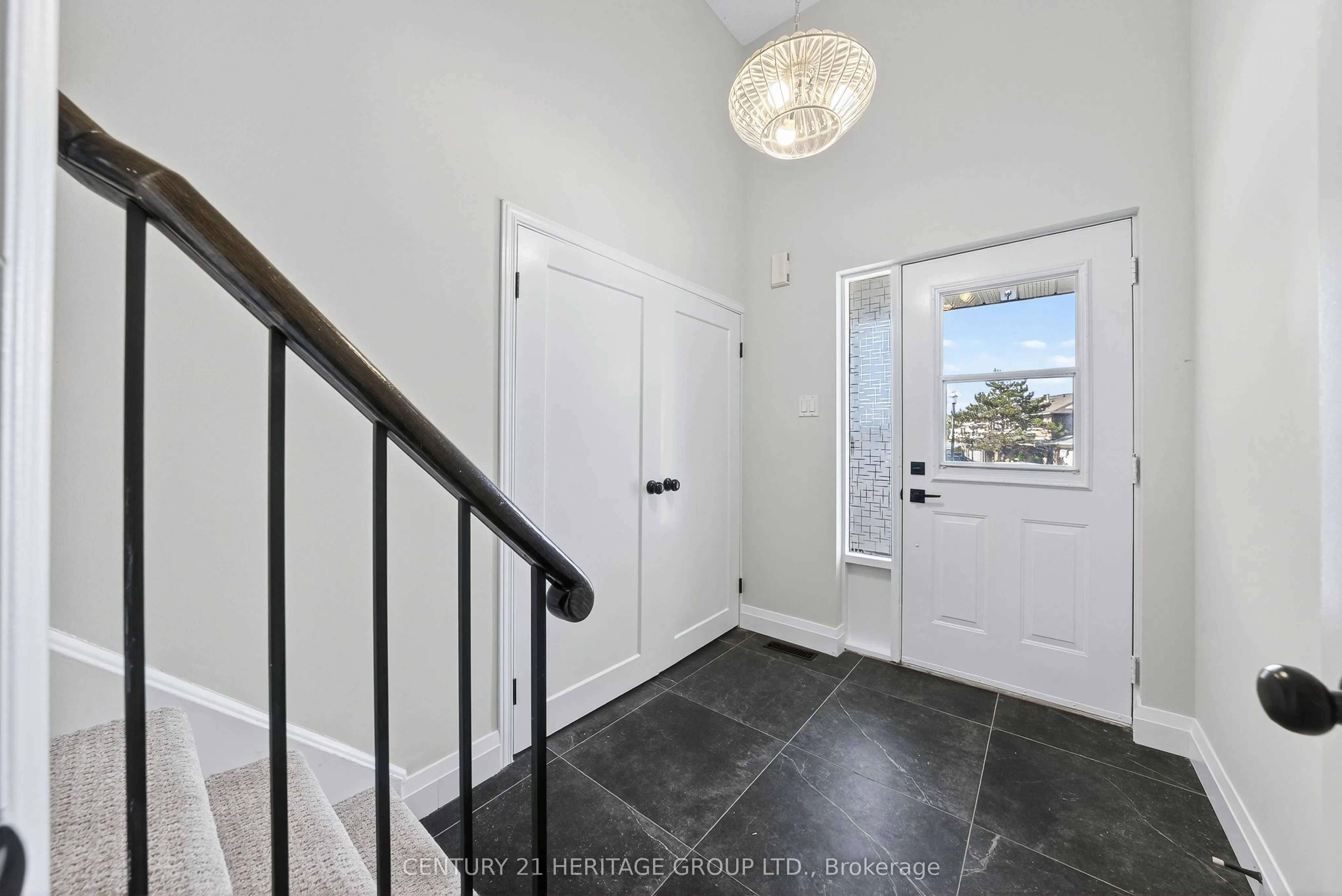 654 Gibney Crescent, #30