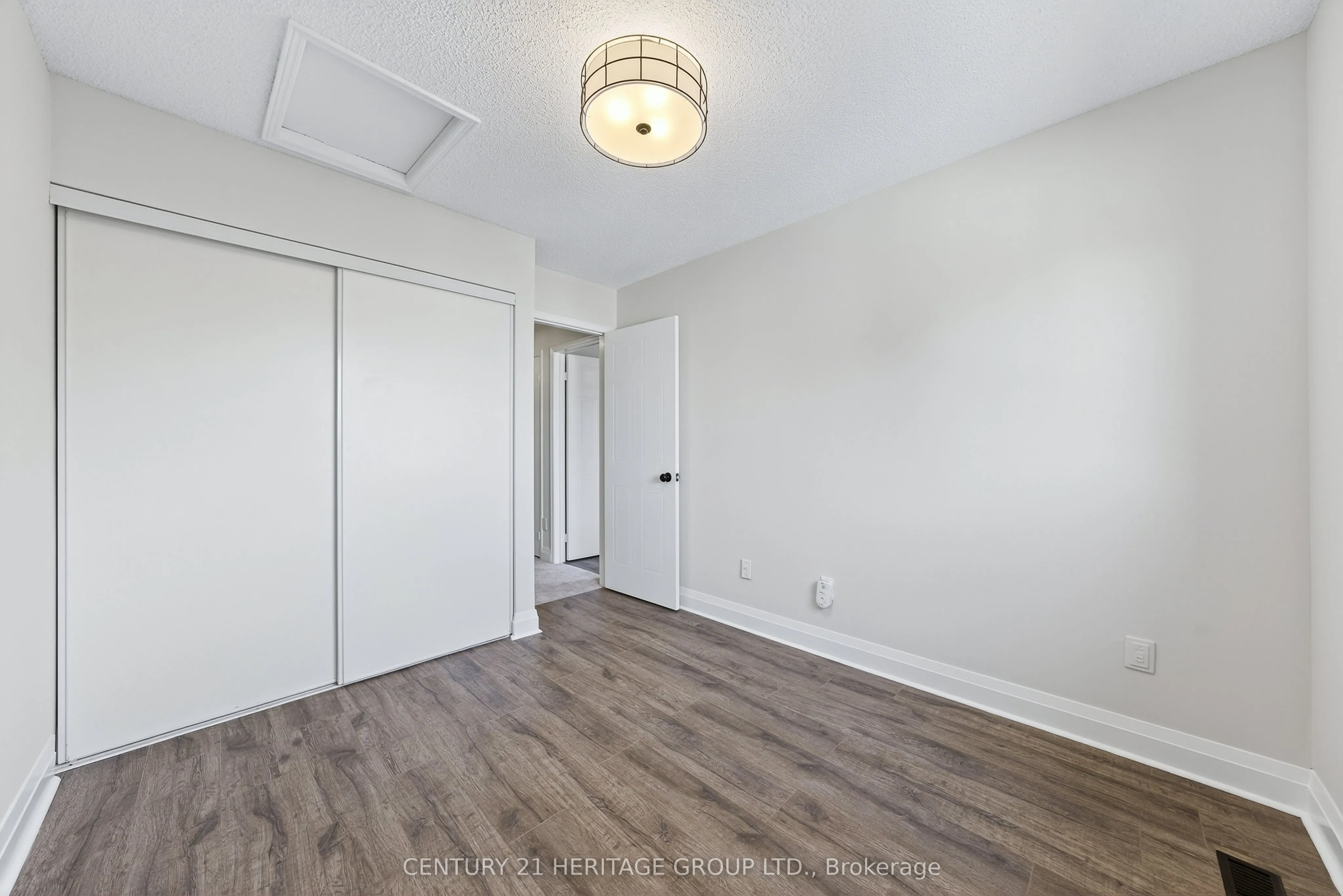 654 Gibney Crescent, #30