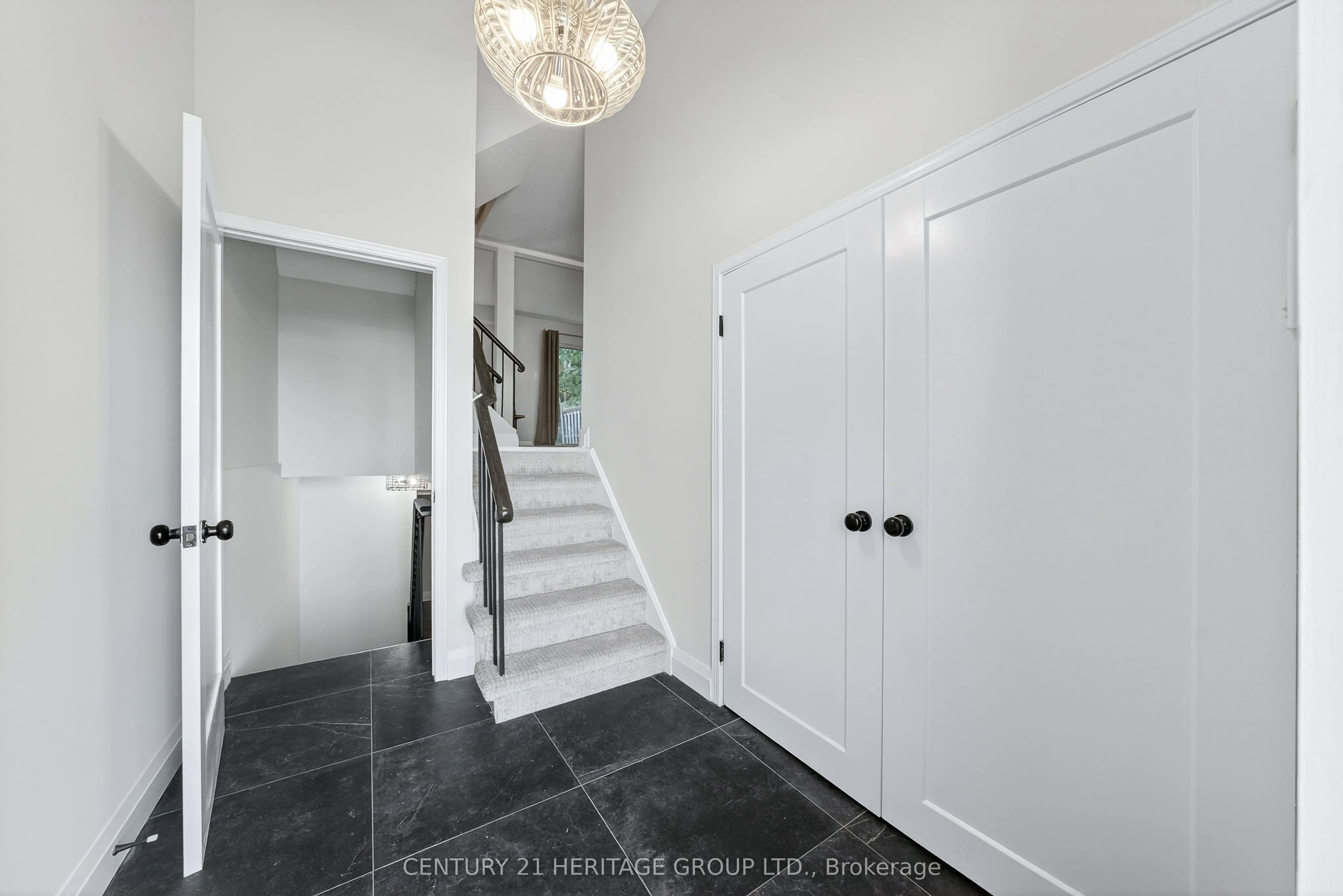 654 Gibney Crescent, #30