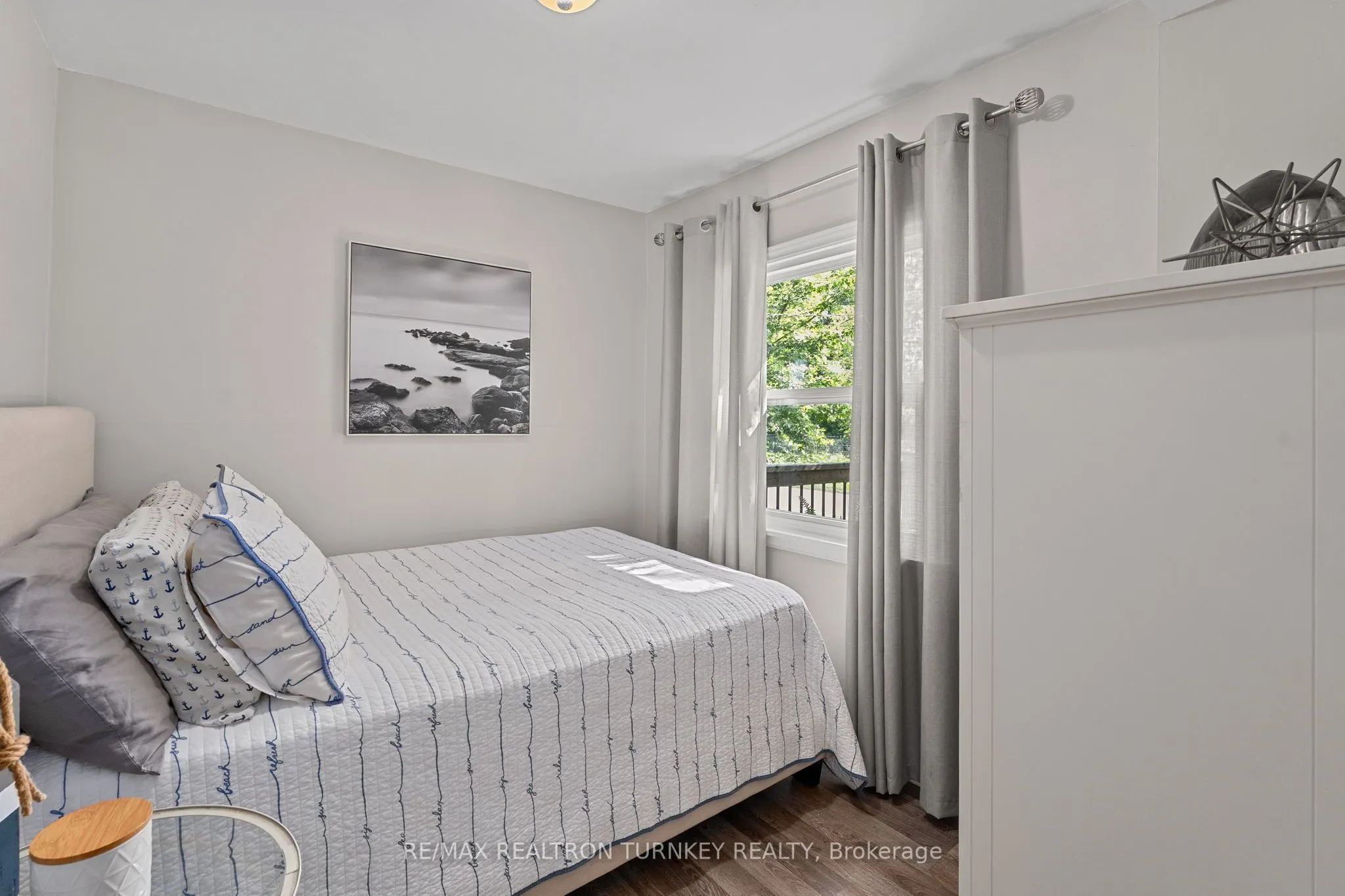 137 Cooks Bay Drive