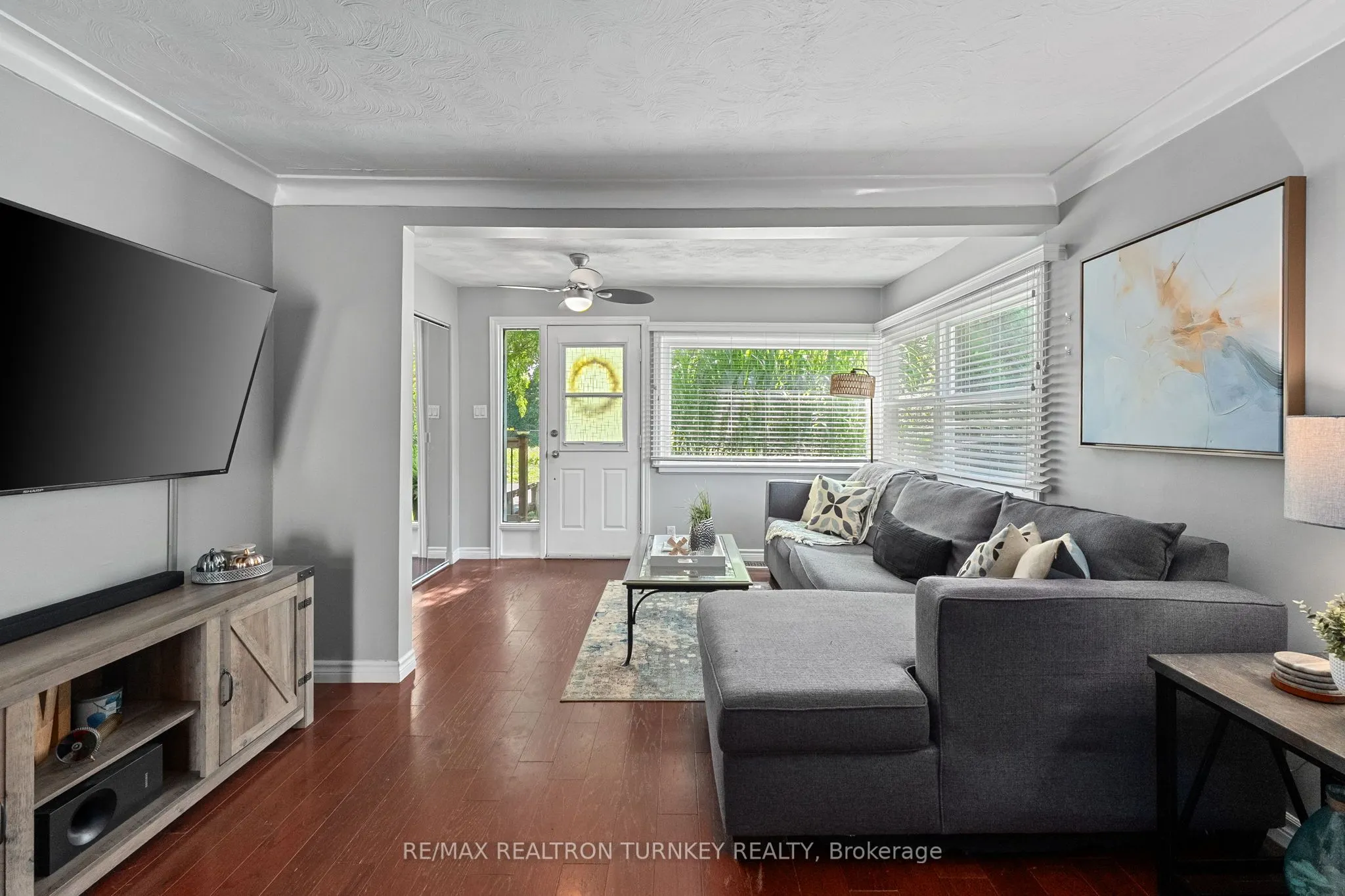 137 Cooks Bay Drive