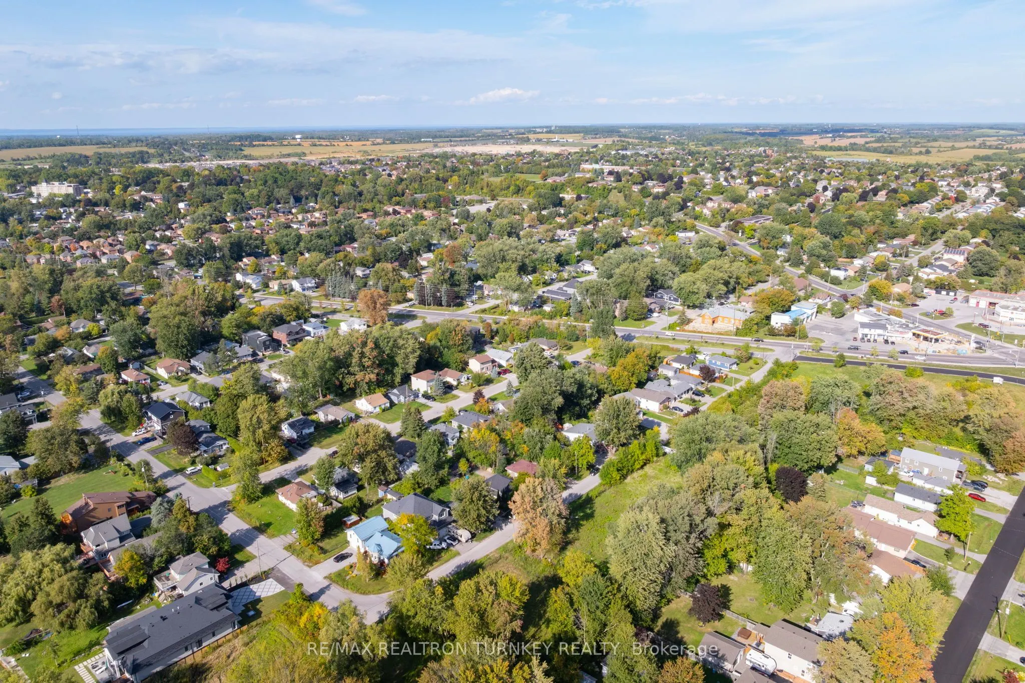 137 Cooks Bay Drive