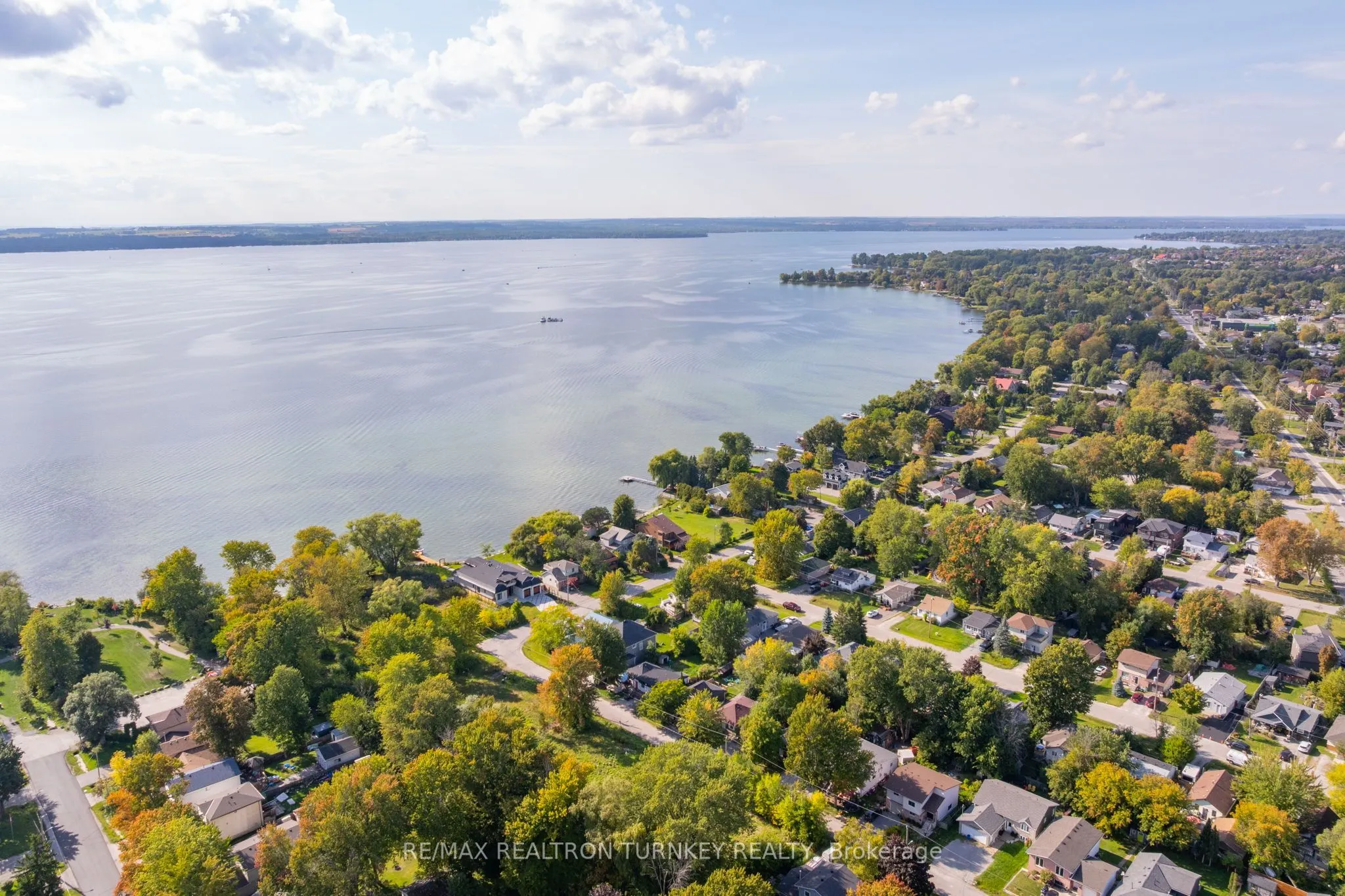 137 Cooks Bay Drive