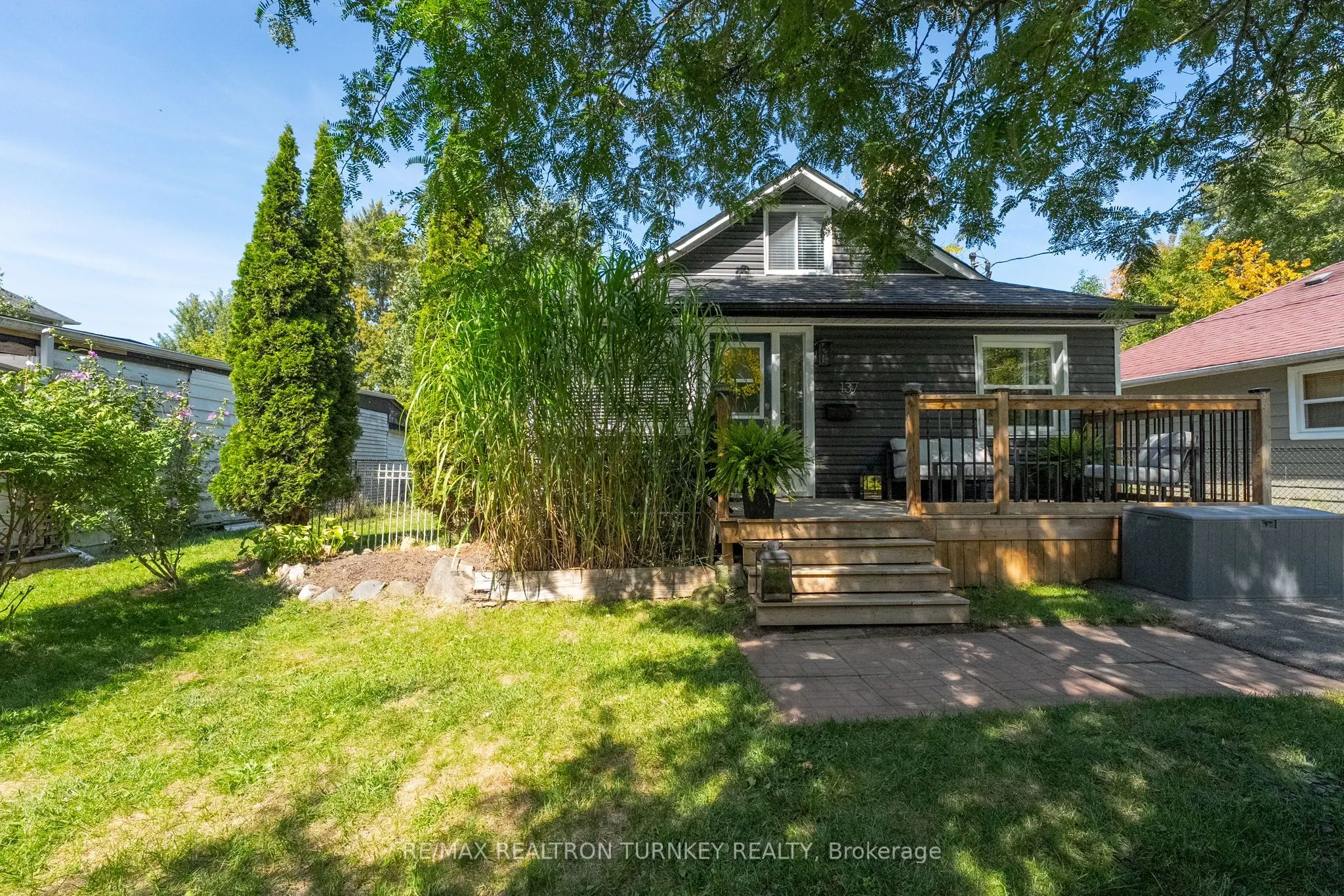 137 Cooks Bay Drive