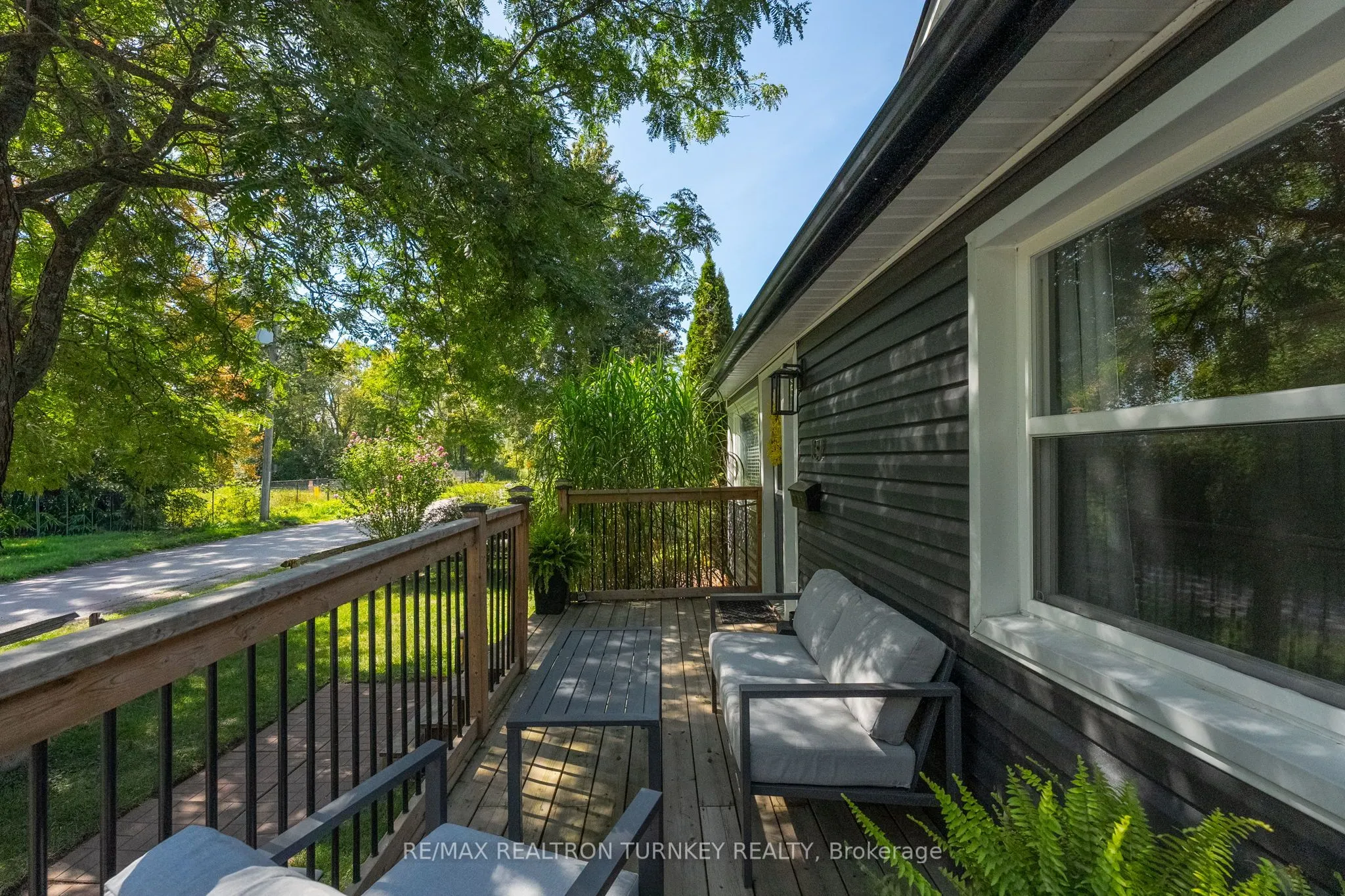 137 Cooks Bay Drive