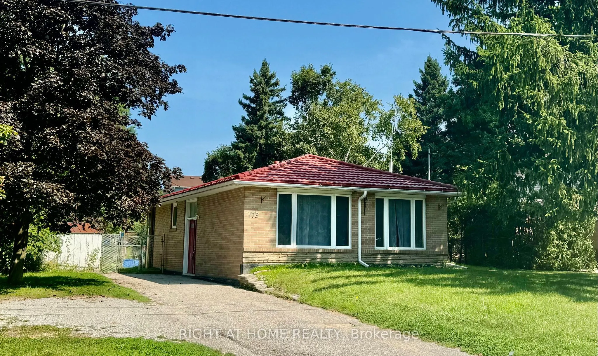 773 Elgin Street